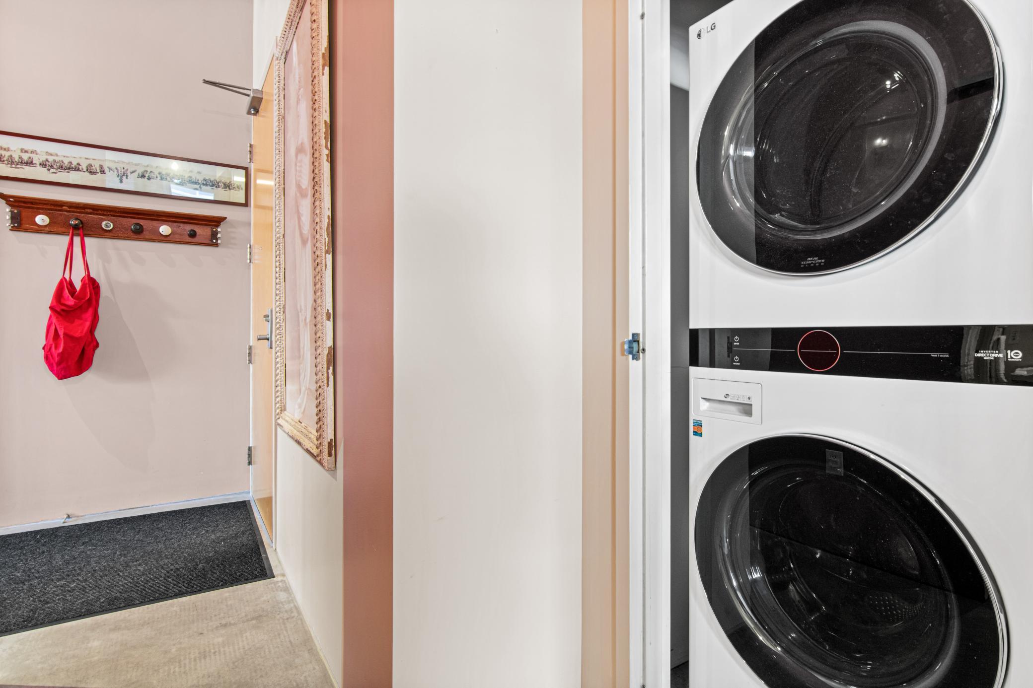 225 9th Street E Unit: 109