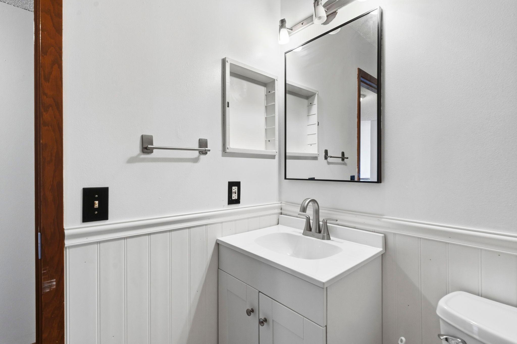 66 9th Street E Unit: 1614