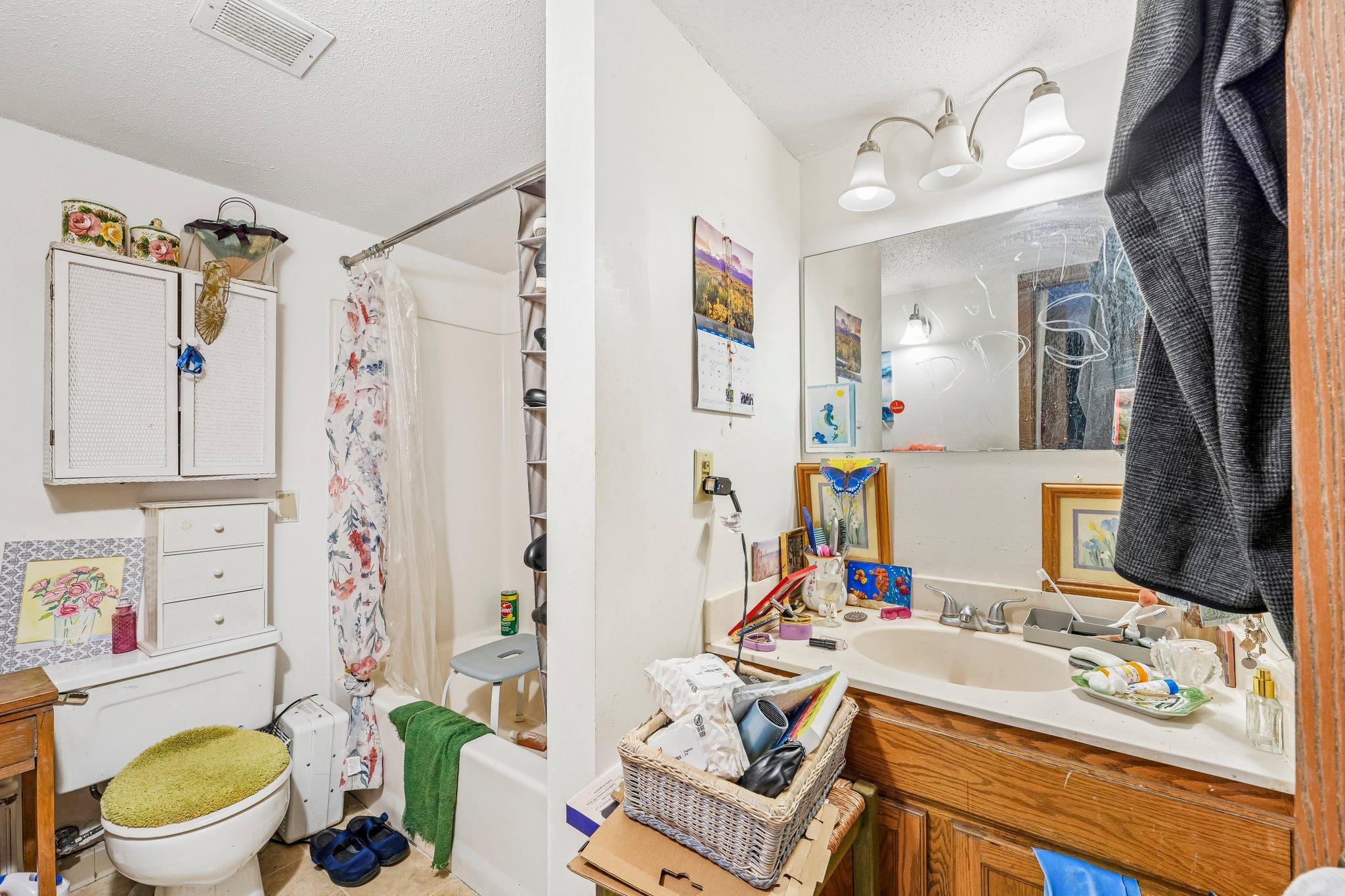 6500 Woodlake Drive Unit: 702