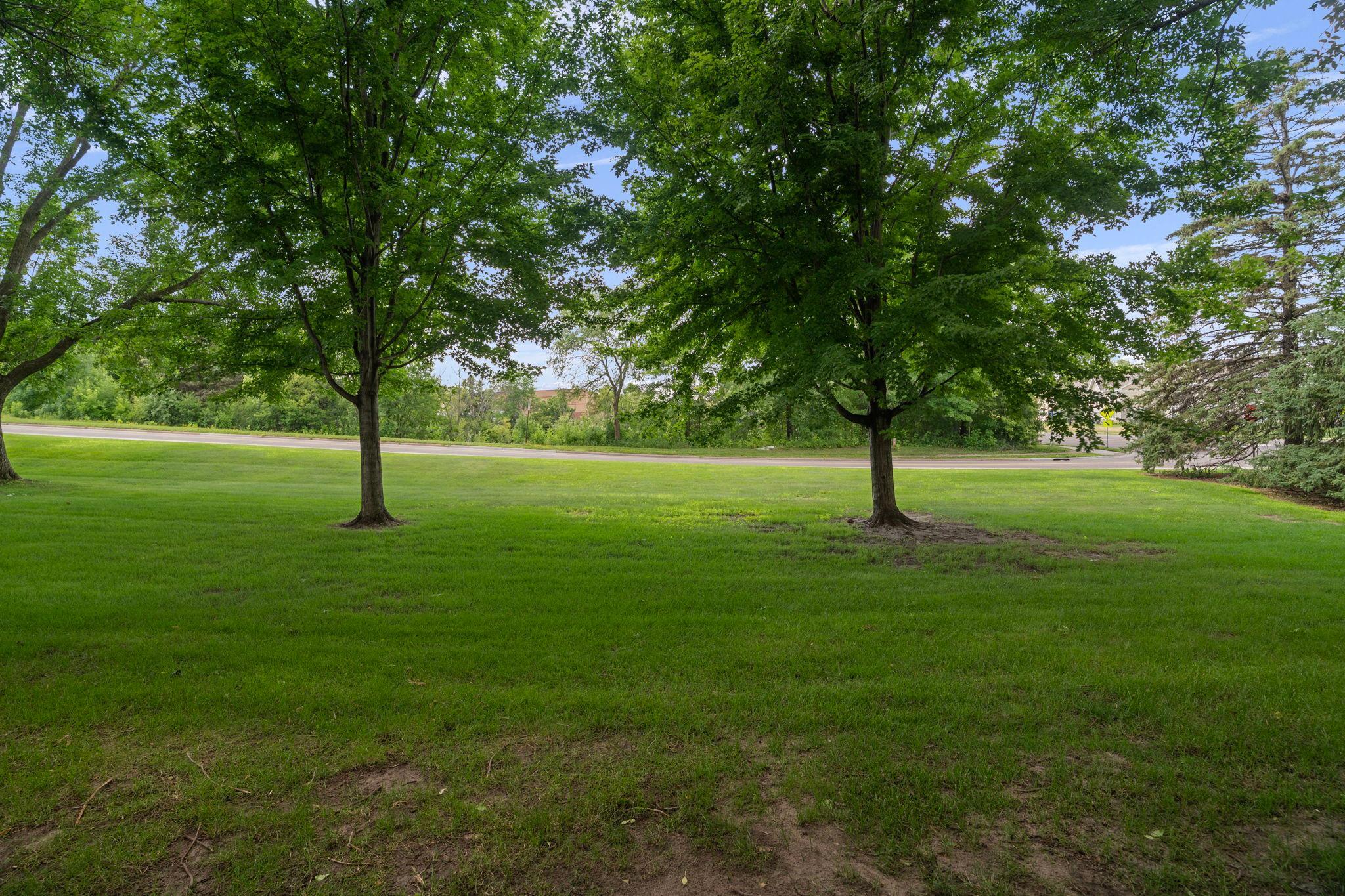 2455 Crestwood Drive