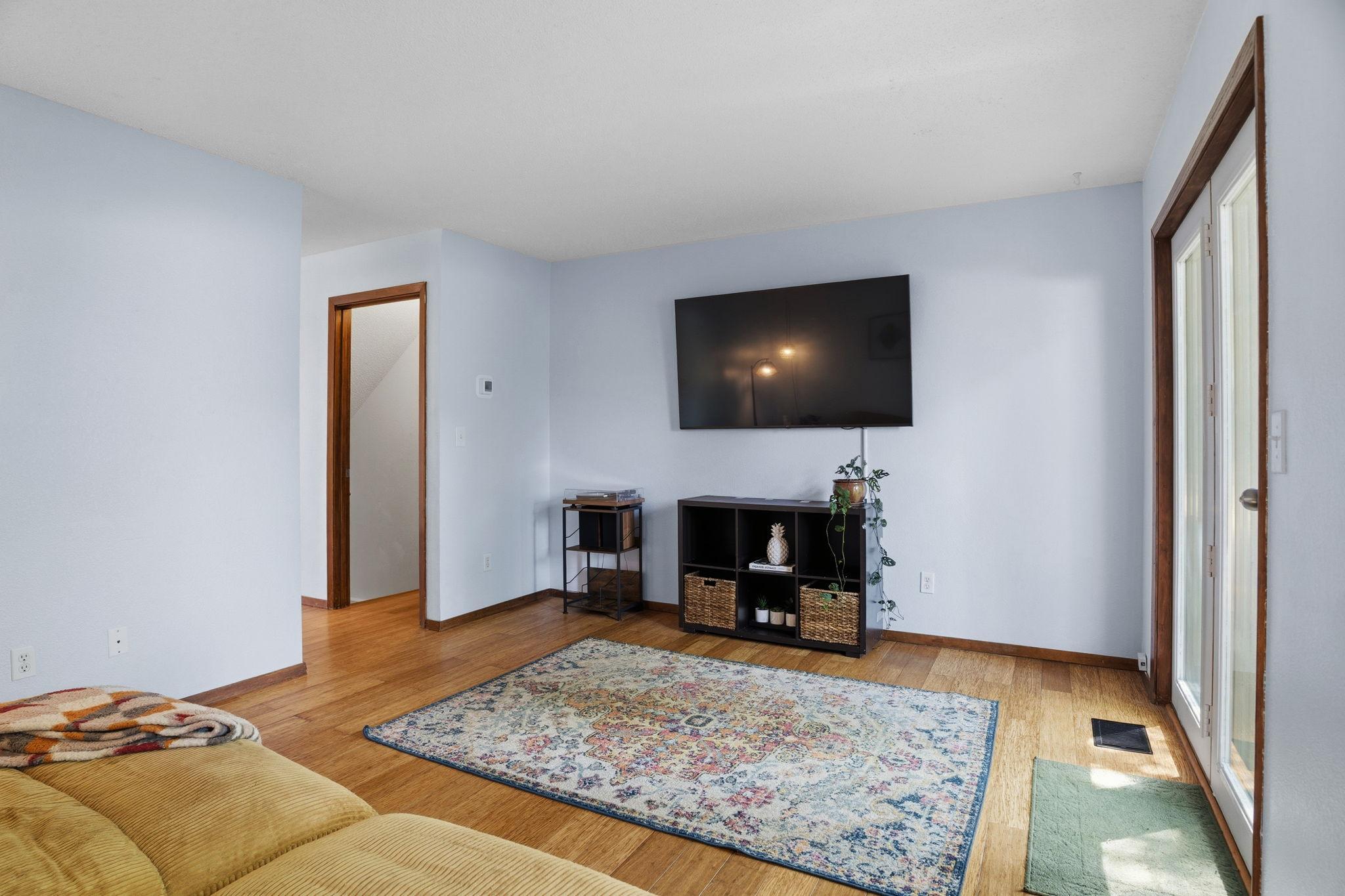 2455 Crestwood Drive