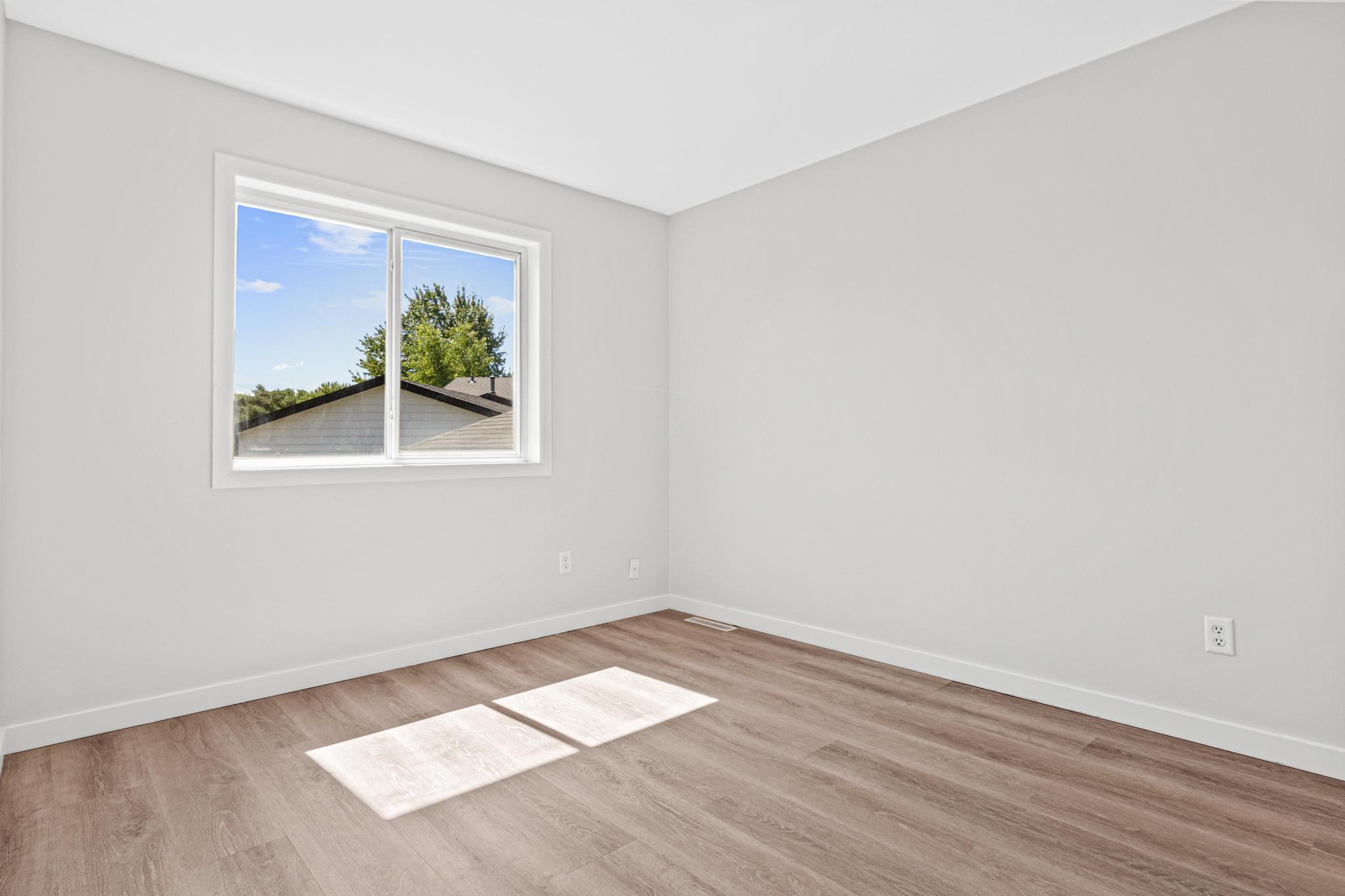 13693 Hidden Creek Drive