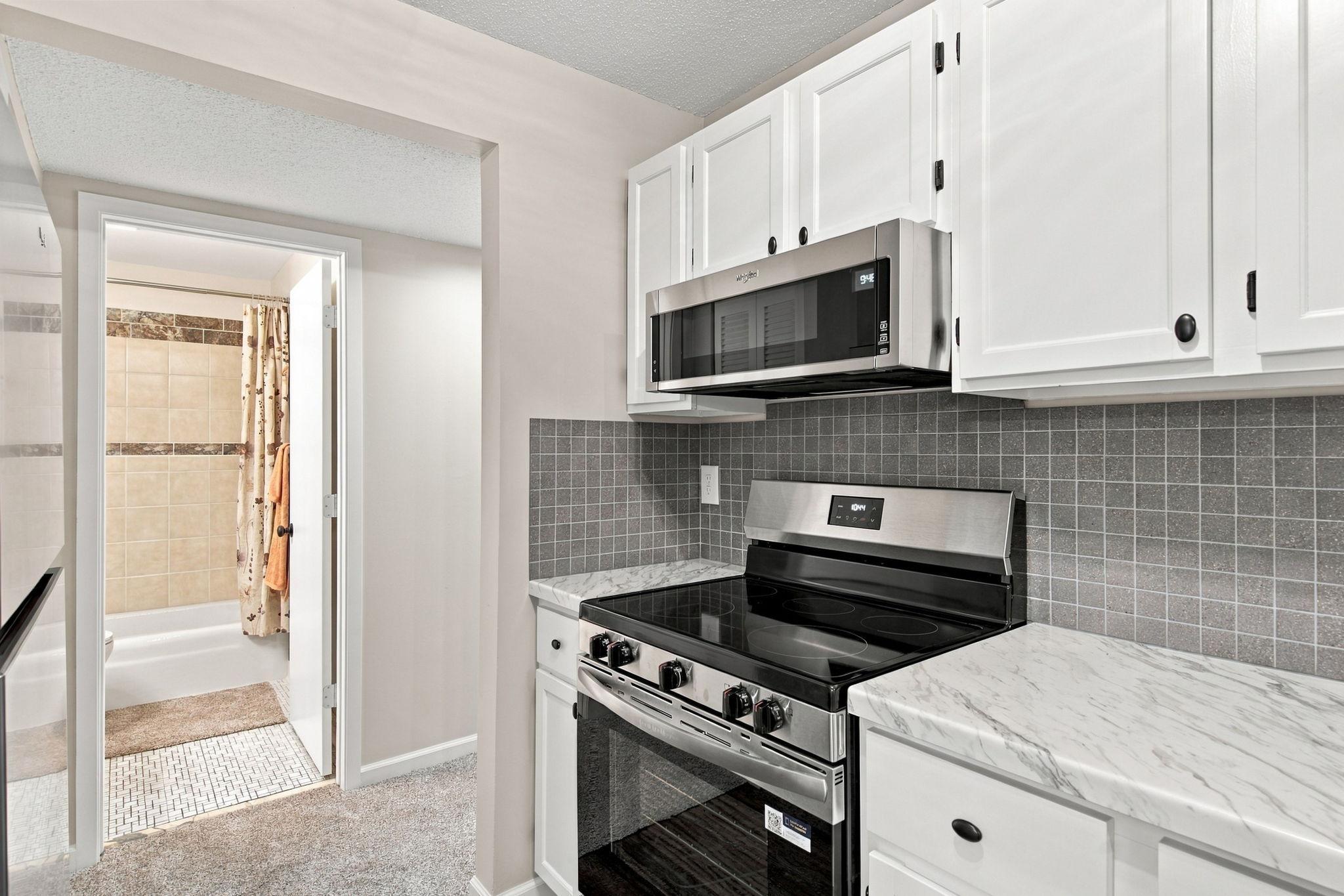 132 Demont Avenue E Unit: 238