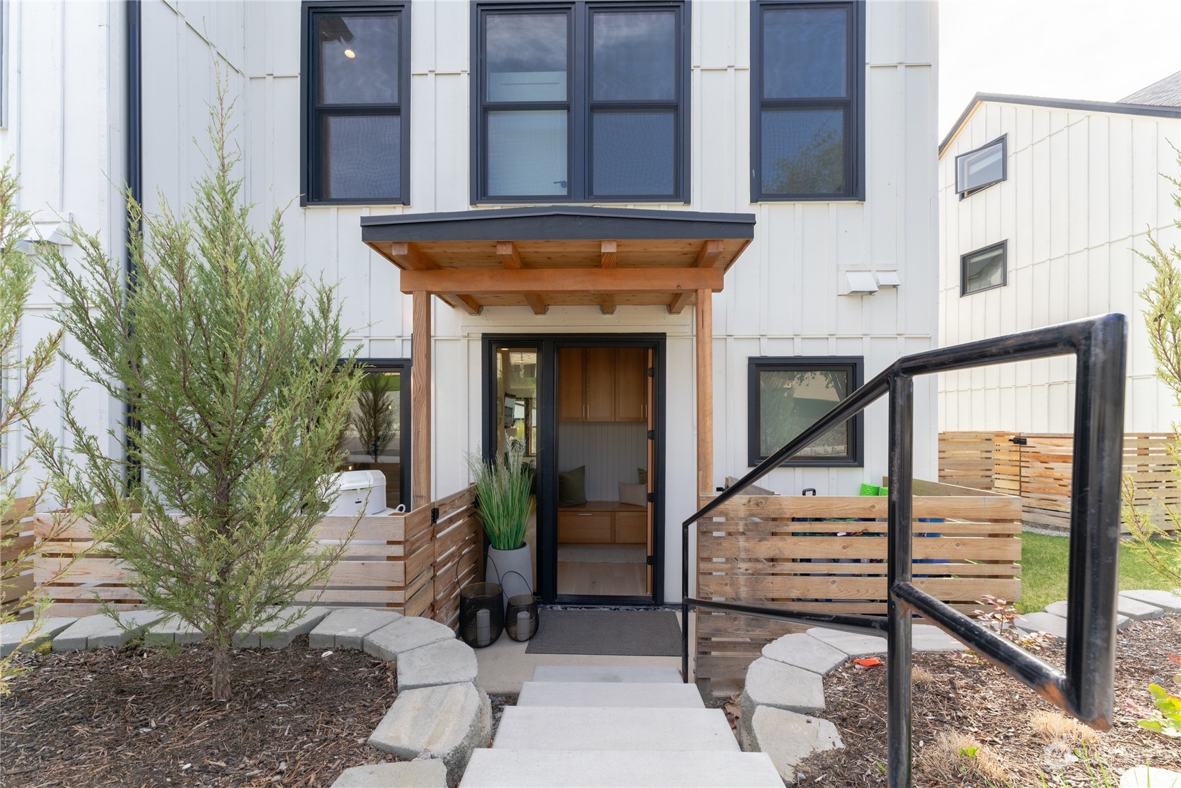 1 Ponderosa Court Canopy #4A