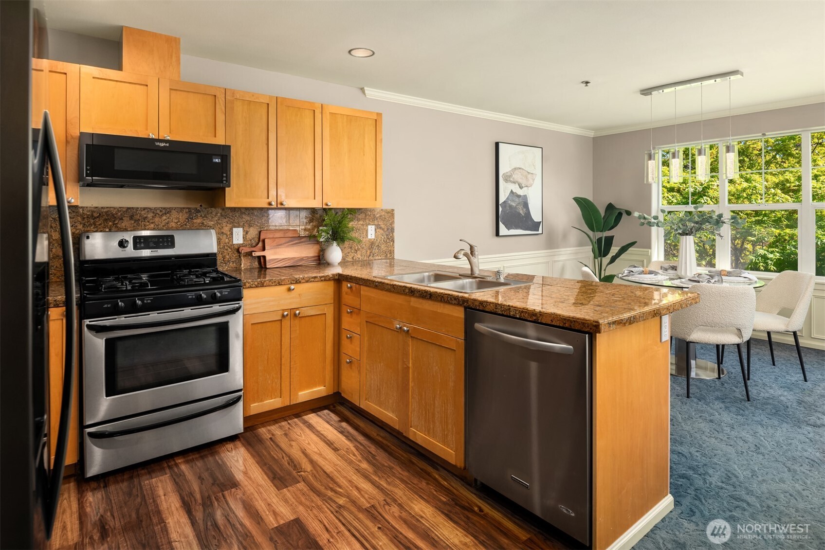 10549 Stone Avenue N Unit: 301
