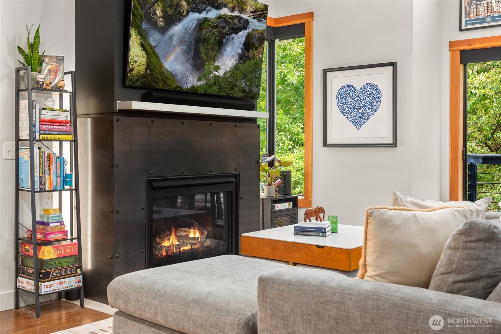 1605 E Pike Street Unit: 201