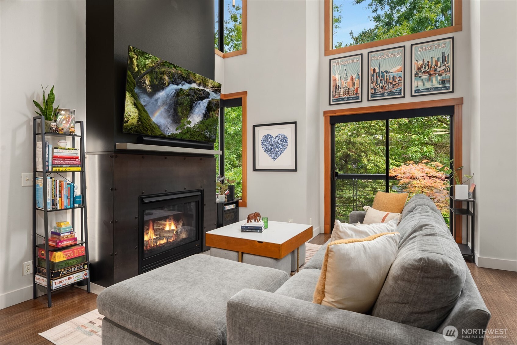 1605 E Pike Street Unit: 201