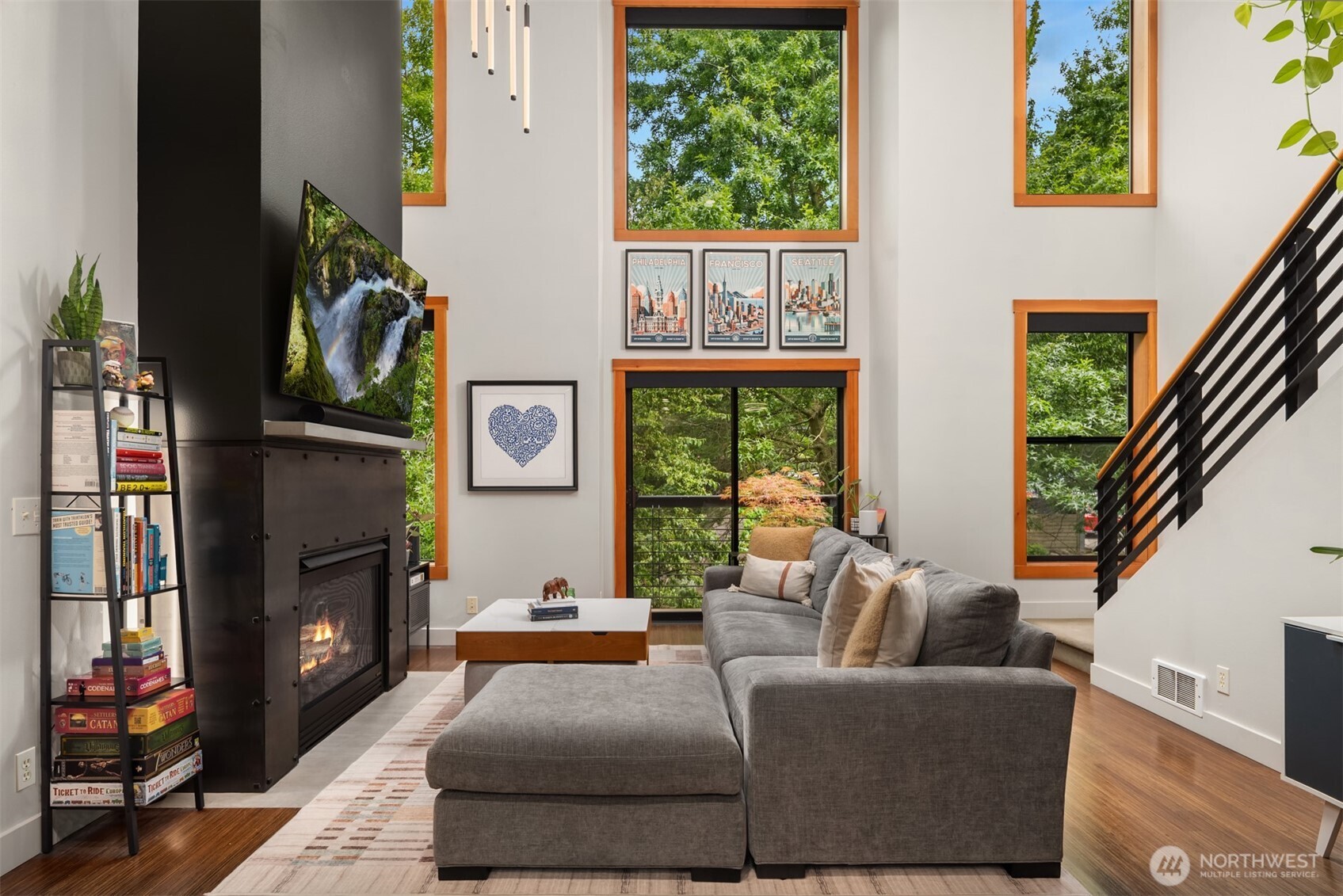 1605 E Pike Street Unit: 201