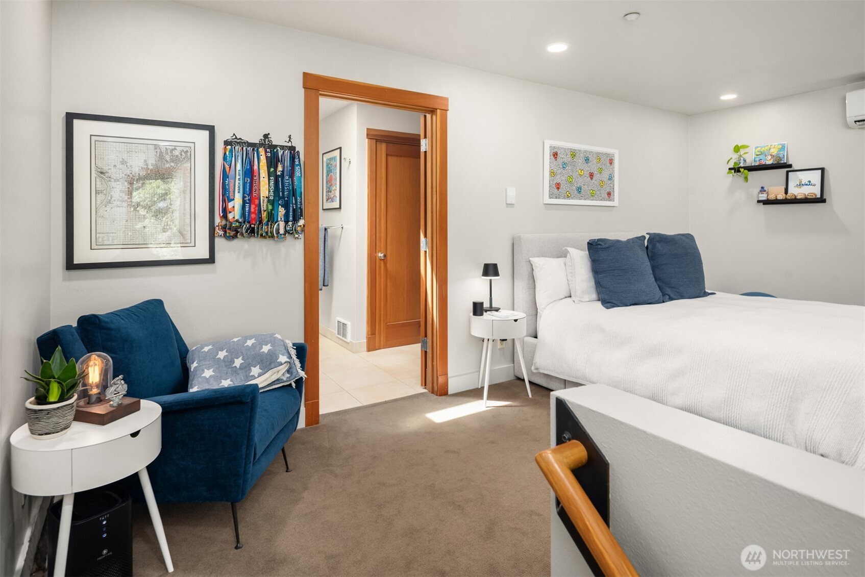 1605 E Pike Street Unit: 201