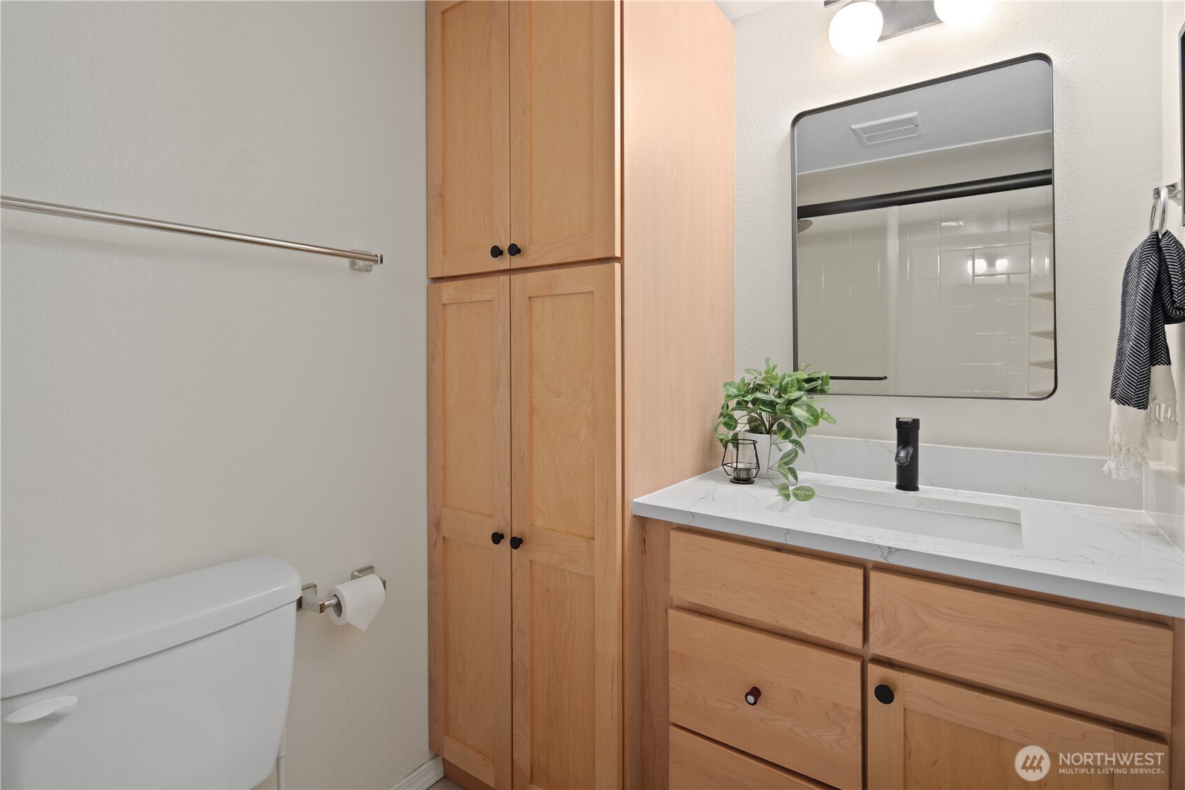 300 10th Avenue Unit: A302