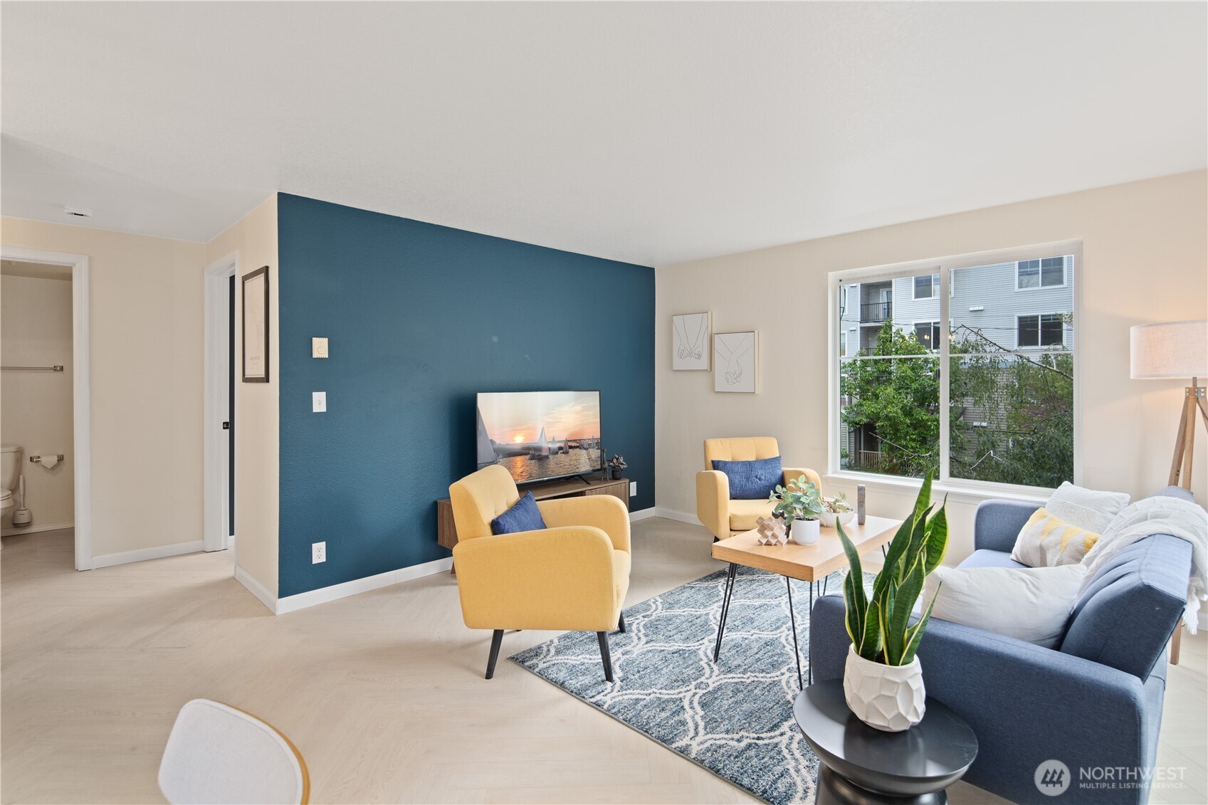 300 10th Avenue Unit: A302