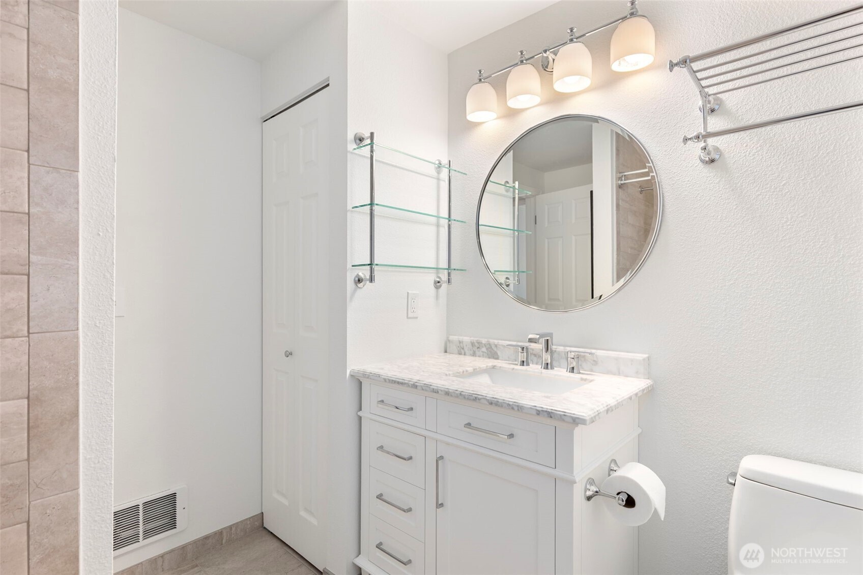 12712 NE 144th Street Unit: C203