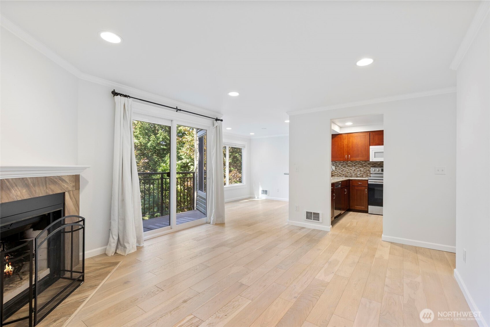 12712 NE 144th Street Unit: C203