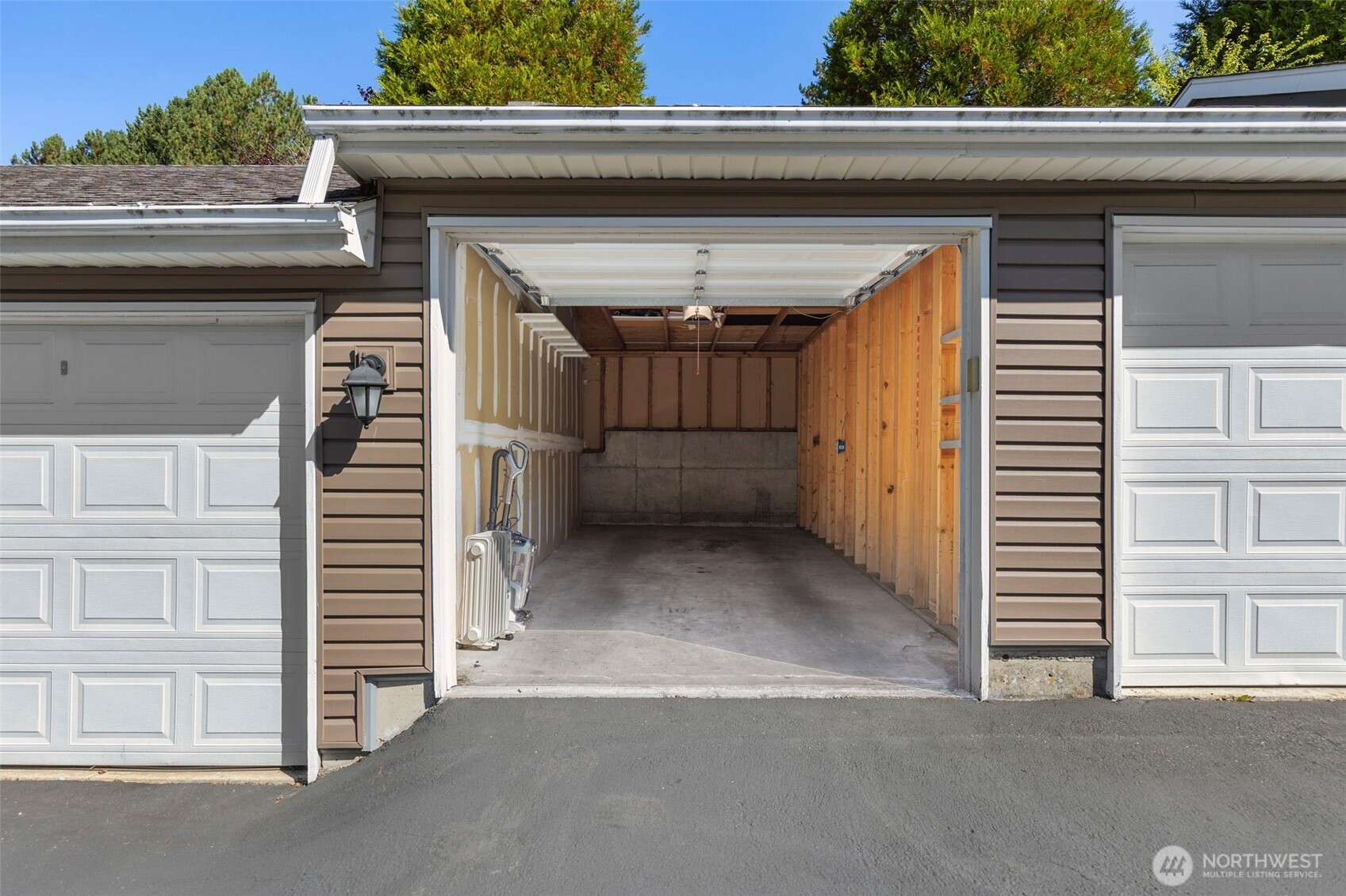 12712 NE 144th Street Unit: C203