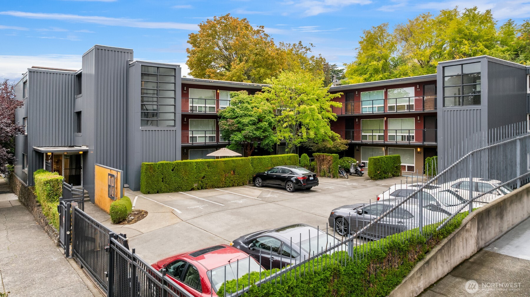 752 Bellevue Avenue E Unit: 107