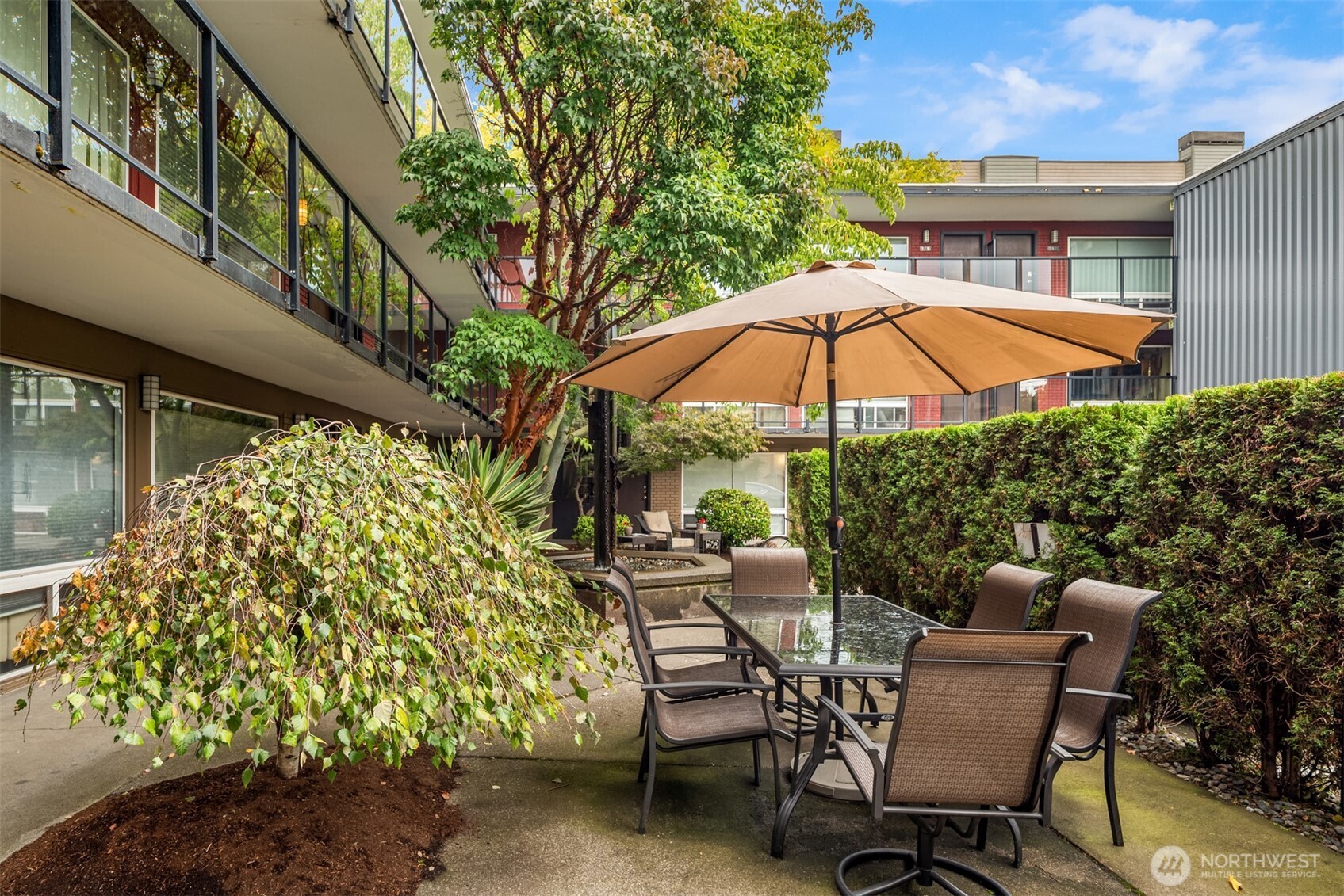 752 Bellevue Avenue E Unit: 107