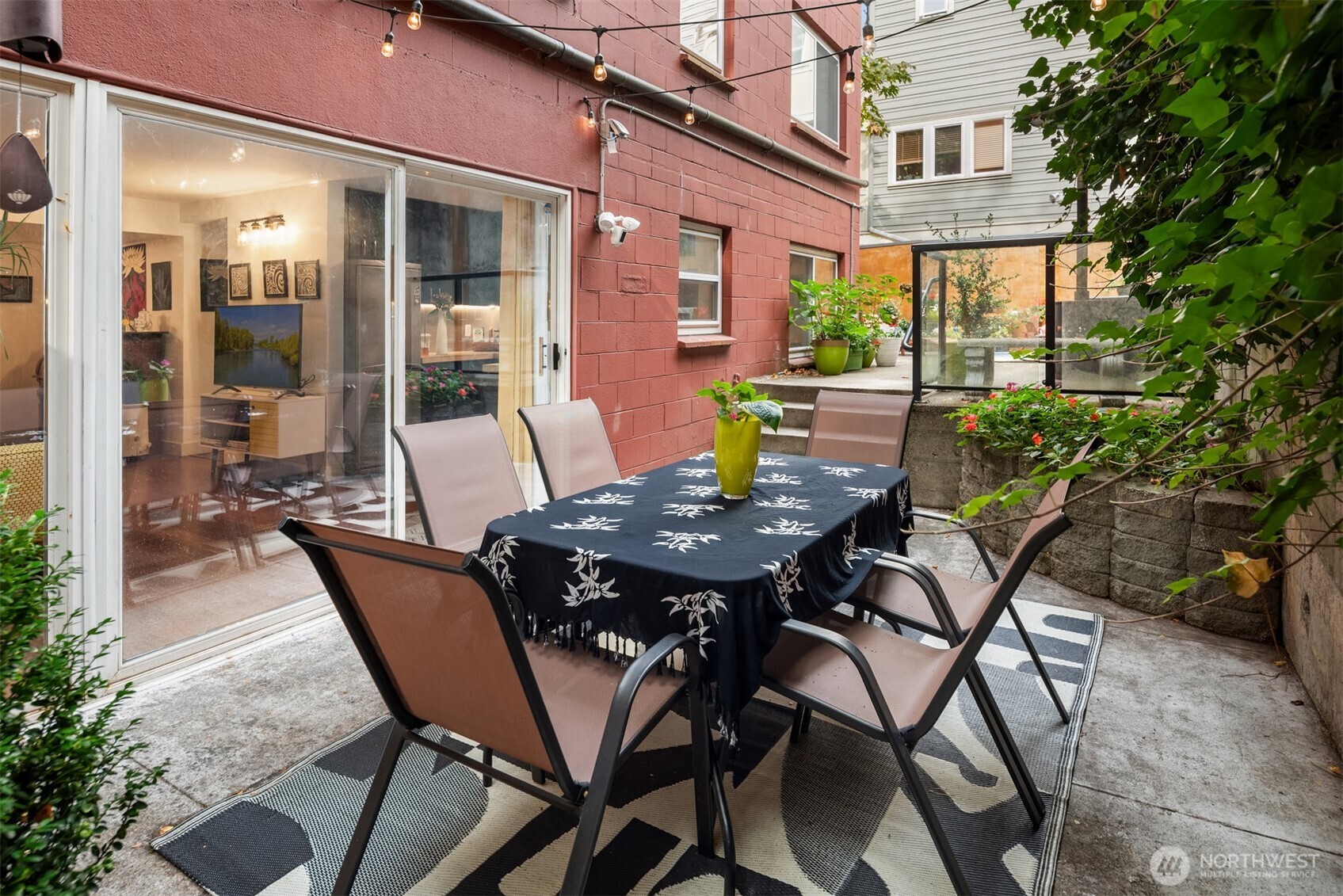 752 Bellevue Avenue E Unit: 107
