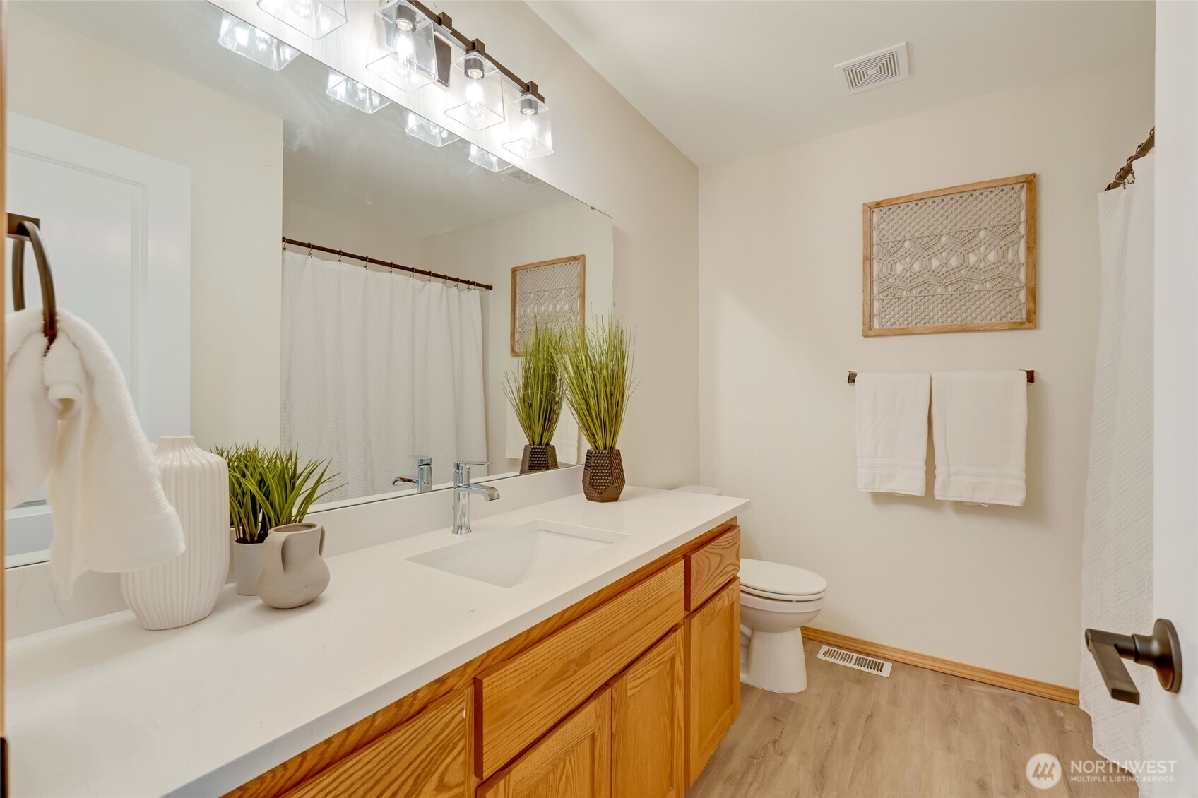 11517 Marino Avenue Unit: B