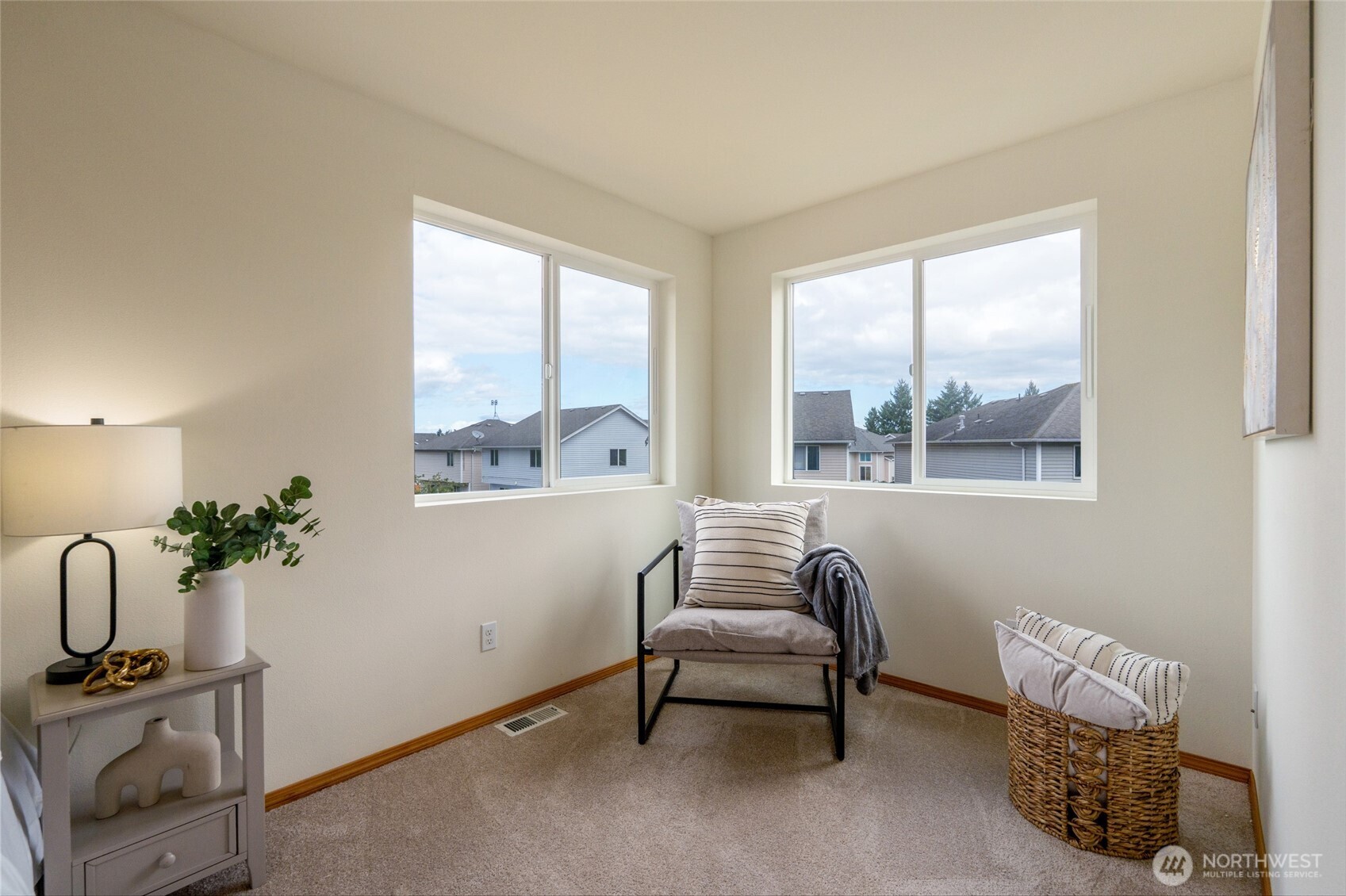 11517 Marino Avenue Unit: B