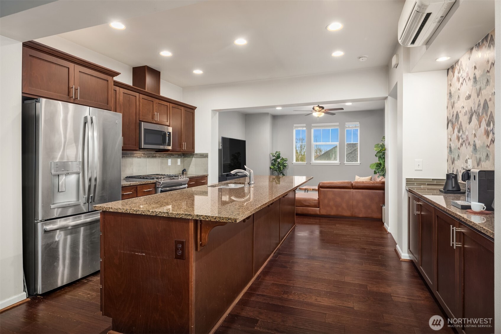 3250 SW Graham Street Unit: 104