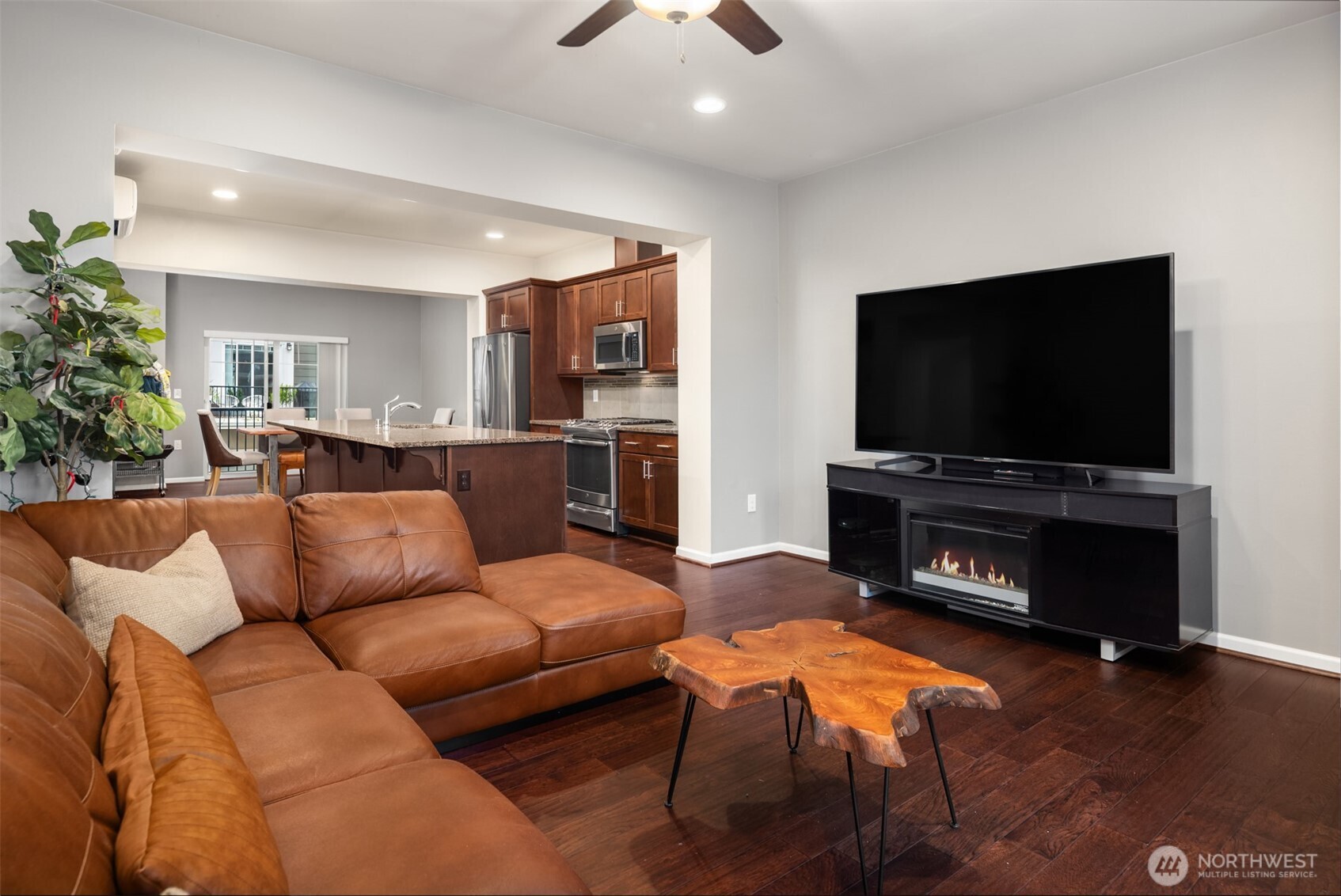 3250 SW Graham Street Unit: 104