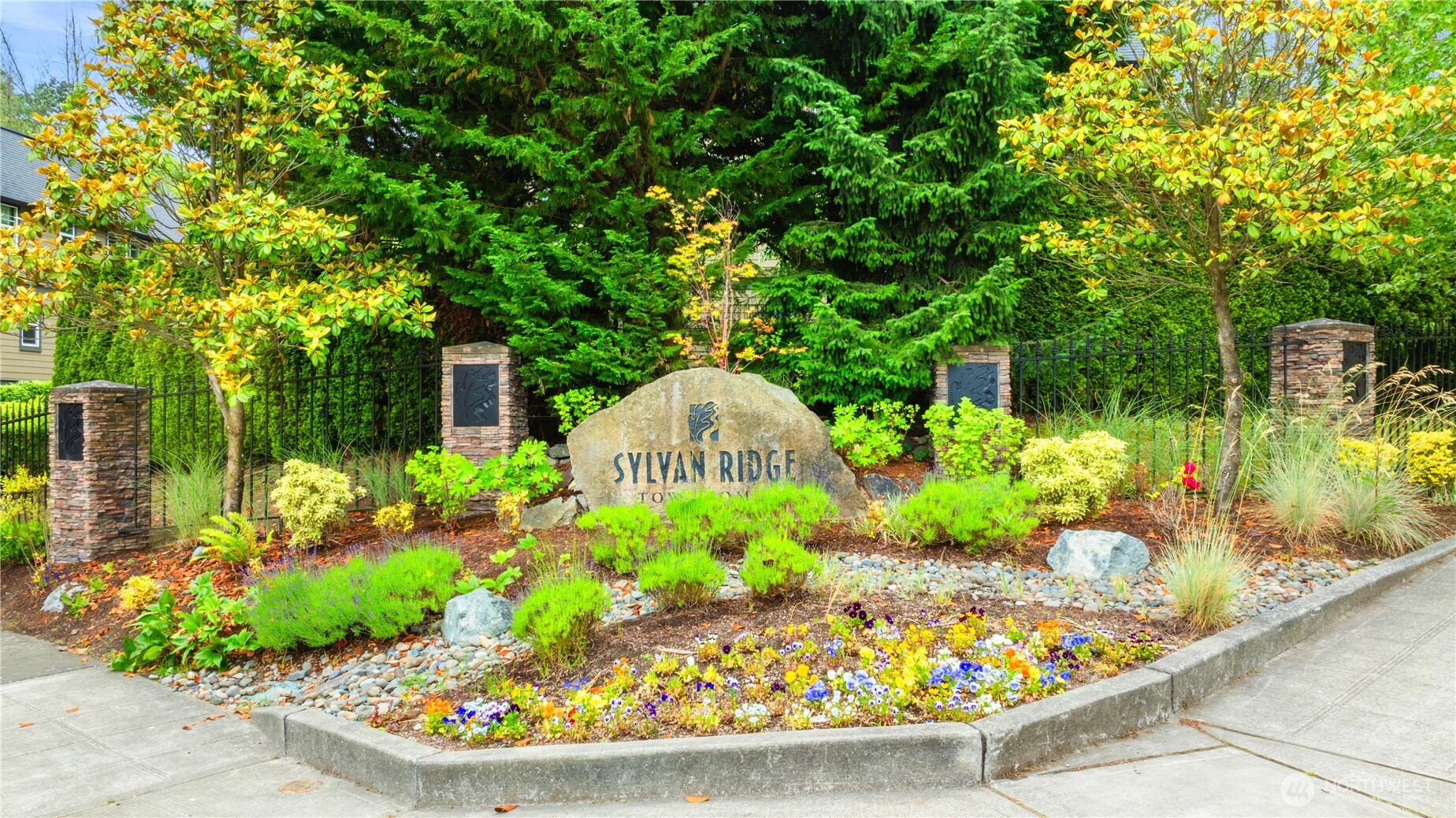 2674 SW Sylvan Heights Drive