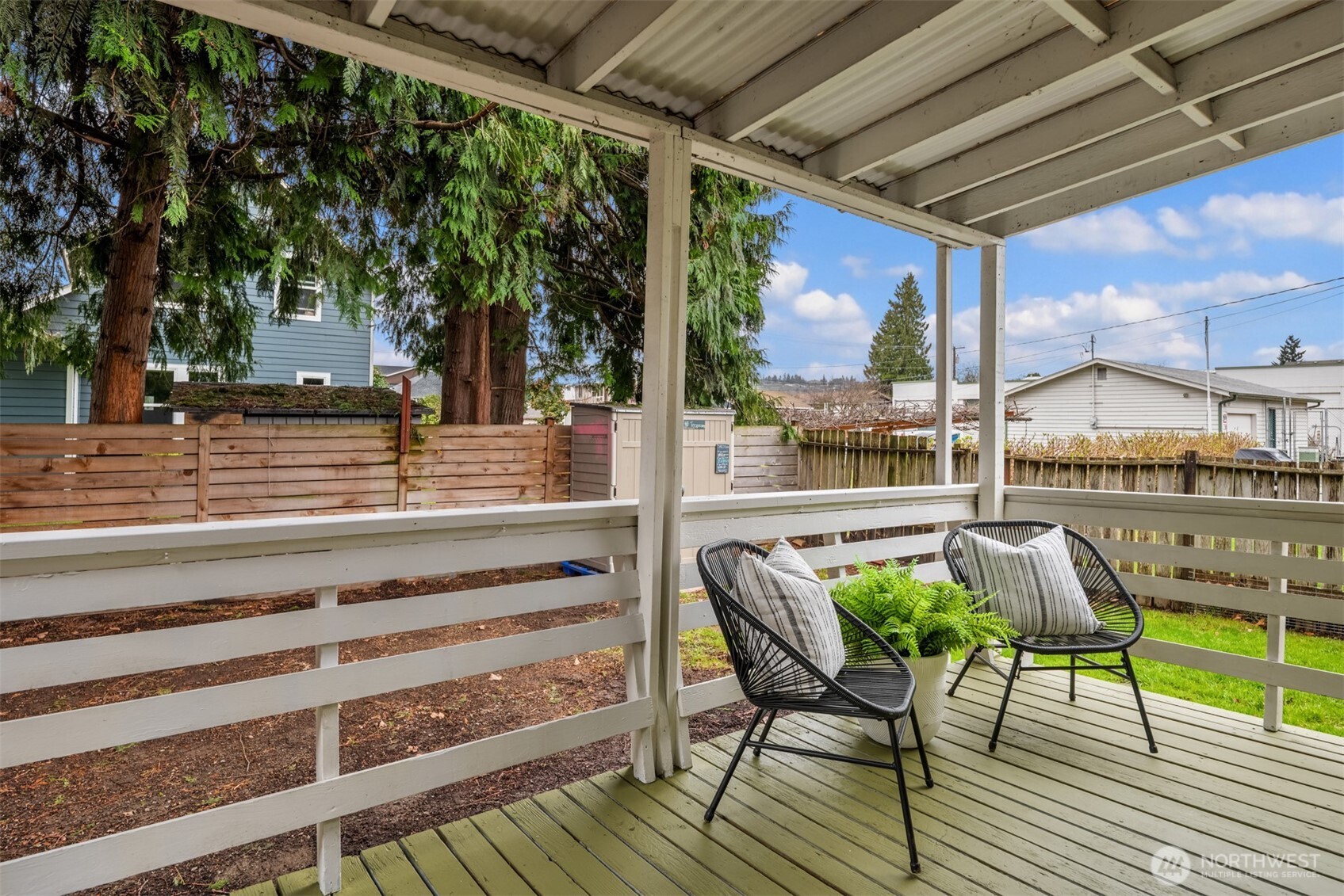 619 Burnett Avenue S