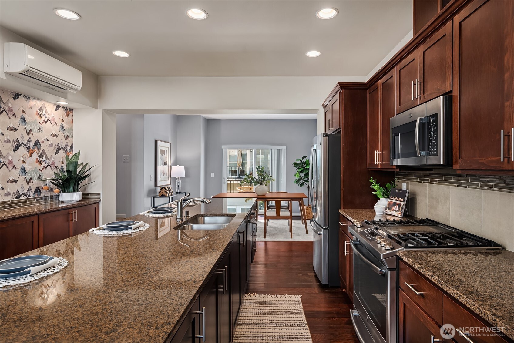 3250 SW Graham Street Unit: 104