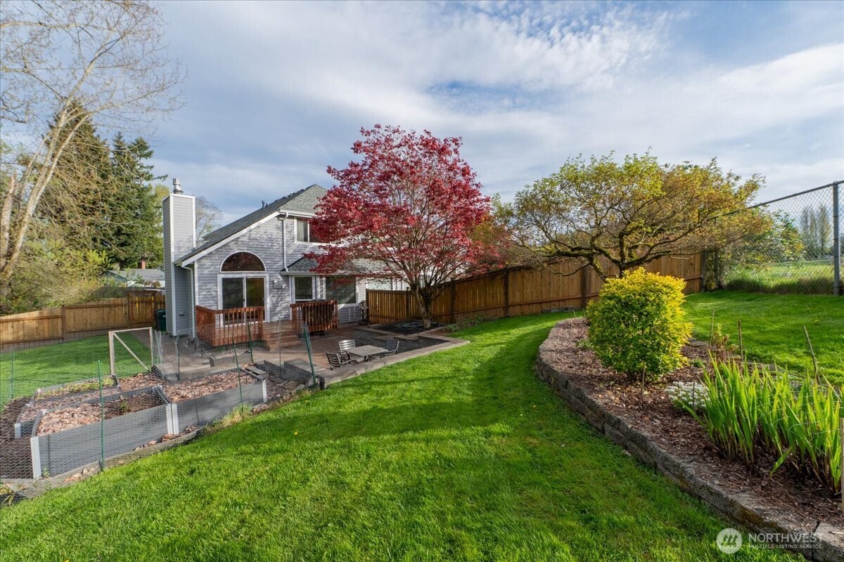19906 28th Avenue W Unit: B