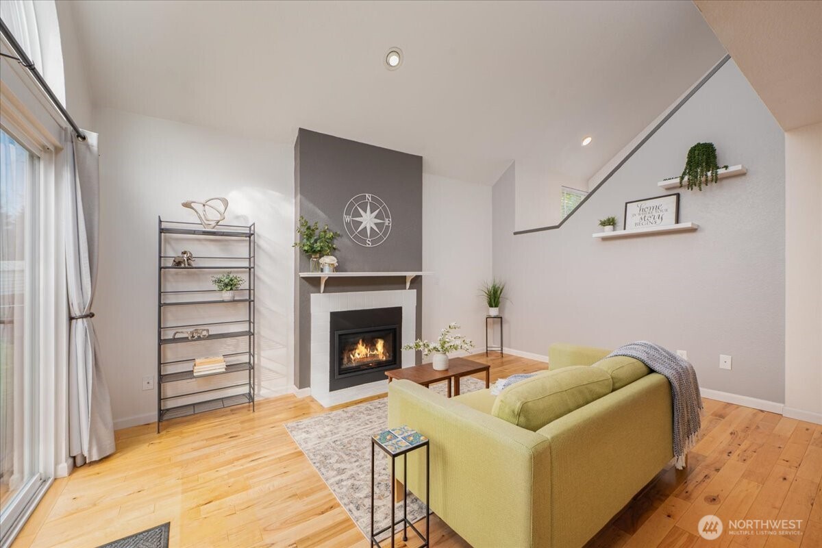 19906 28th Avenue W Unit: B