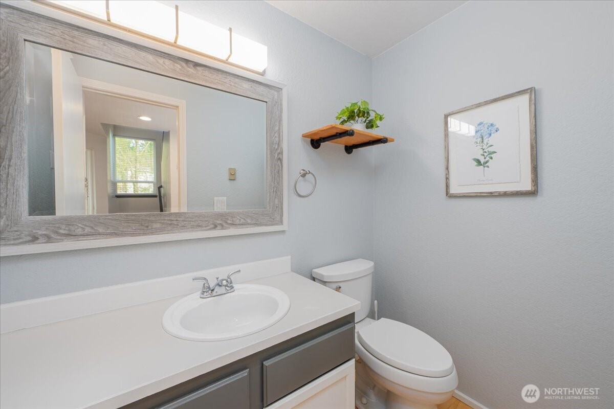 19906 28th Avenue W Unit: B