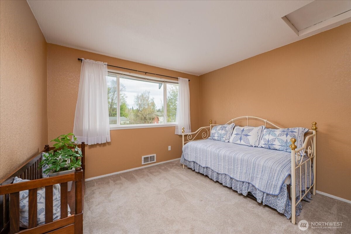 19906 28th Avenue W Unit: B