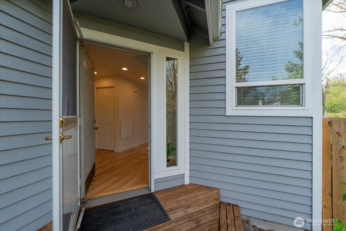 19906 28th Avenue W Unit: B