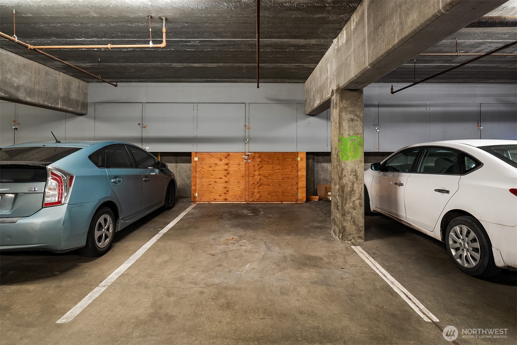 435 Summit Avenue E Unit: 203