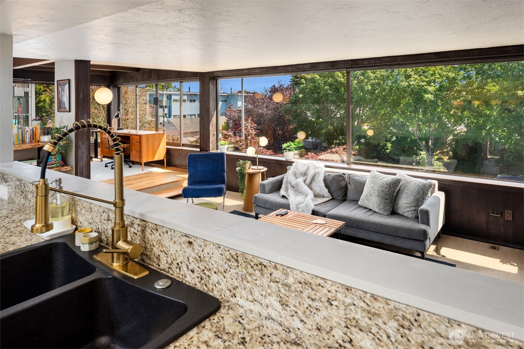 1627 California Avenue SW Unit: 2