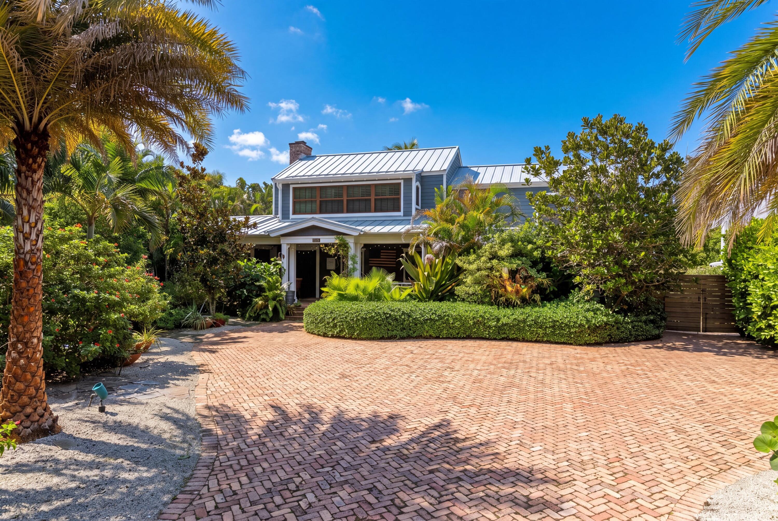 613 S Lakeside Drive Lake Worth Beach Fl Us 33460 B26084312