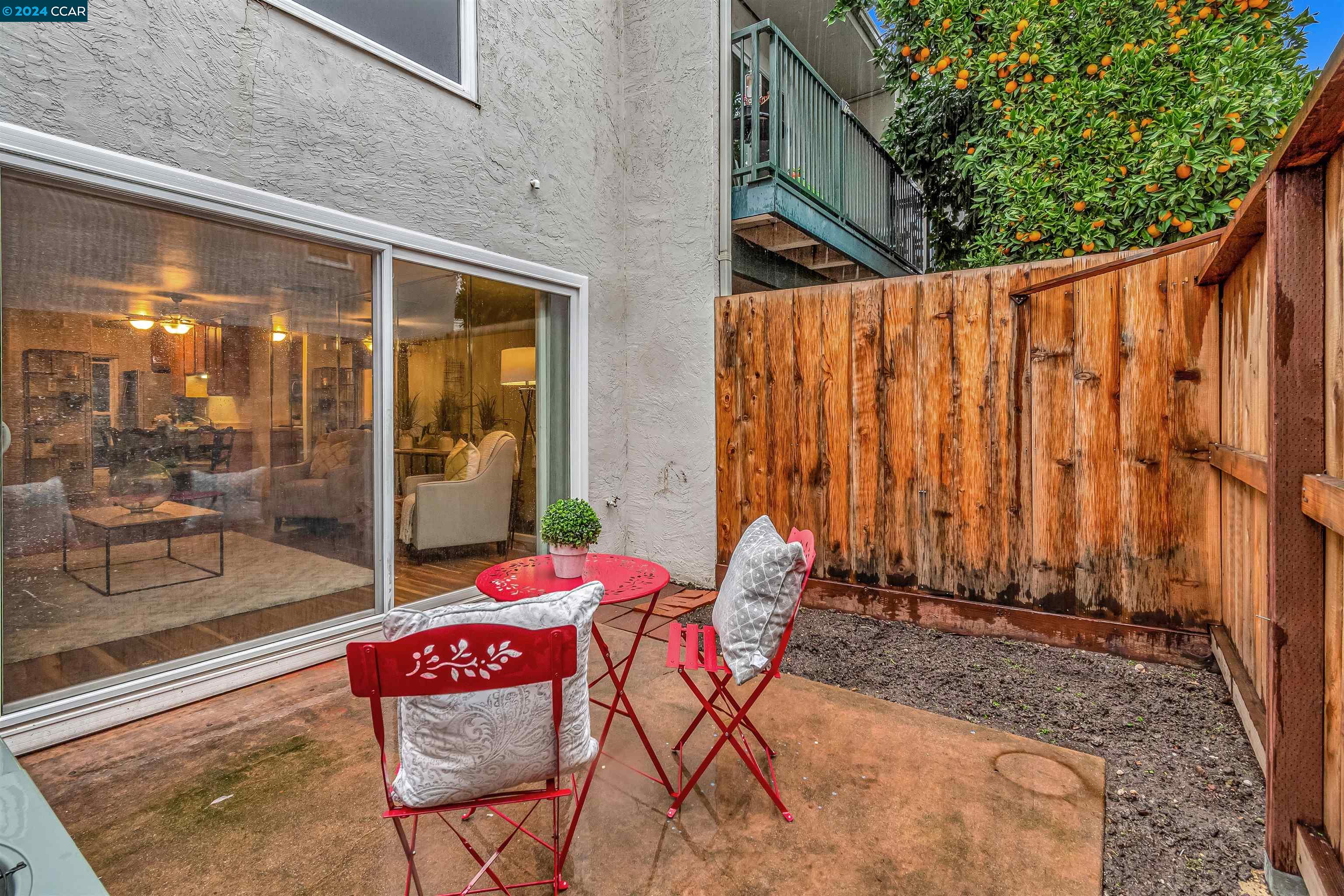 1411 Creekside Dr # 14