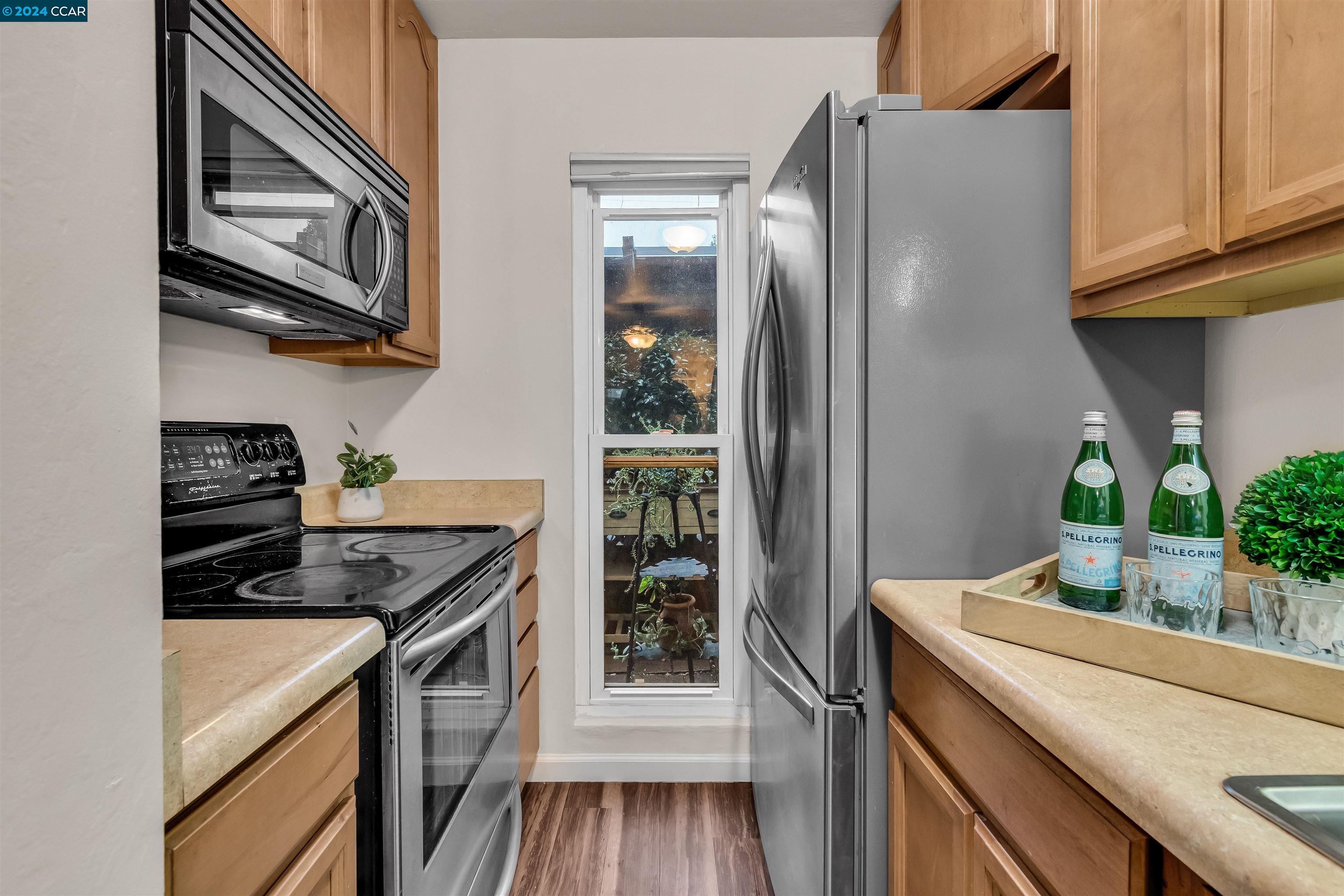 1411 Creekside Dr # 14