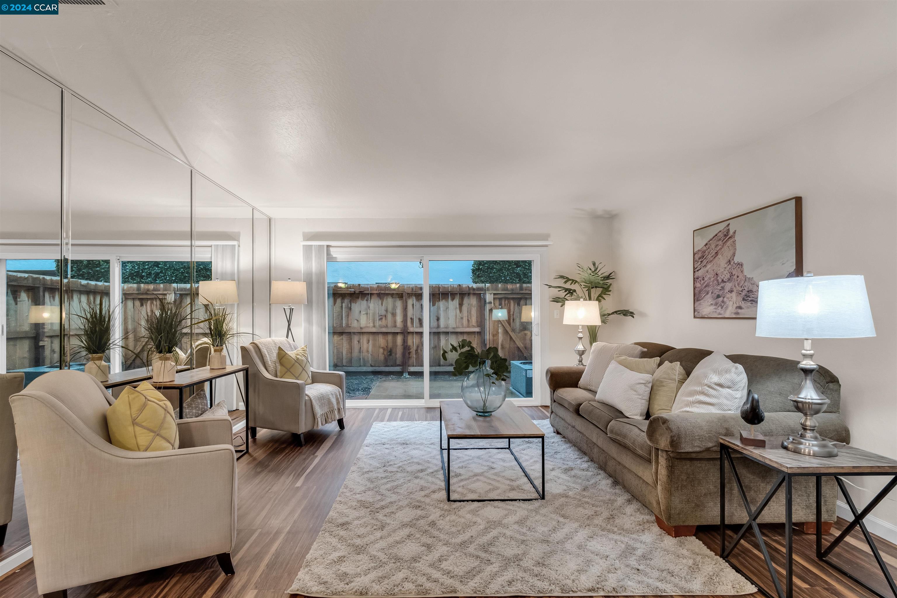 1411 Creekside Dr # 14