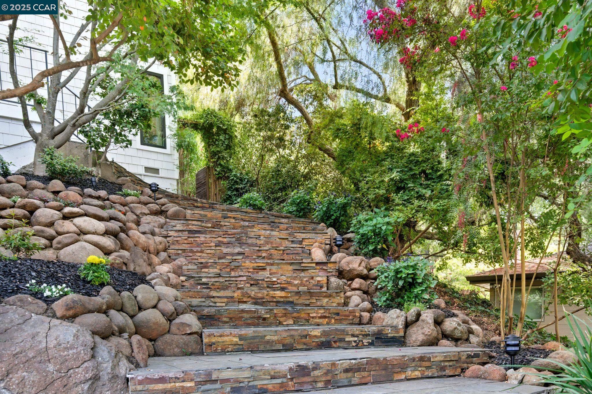 189 Rudgear Drive