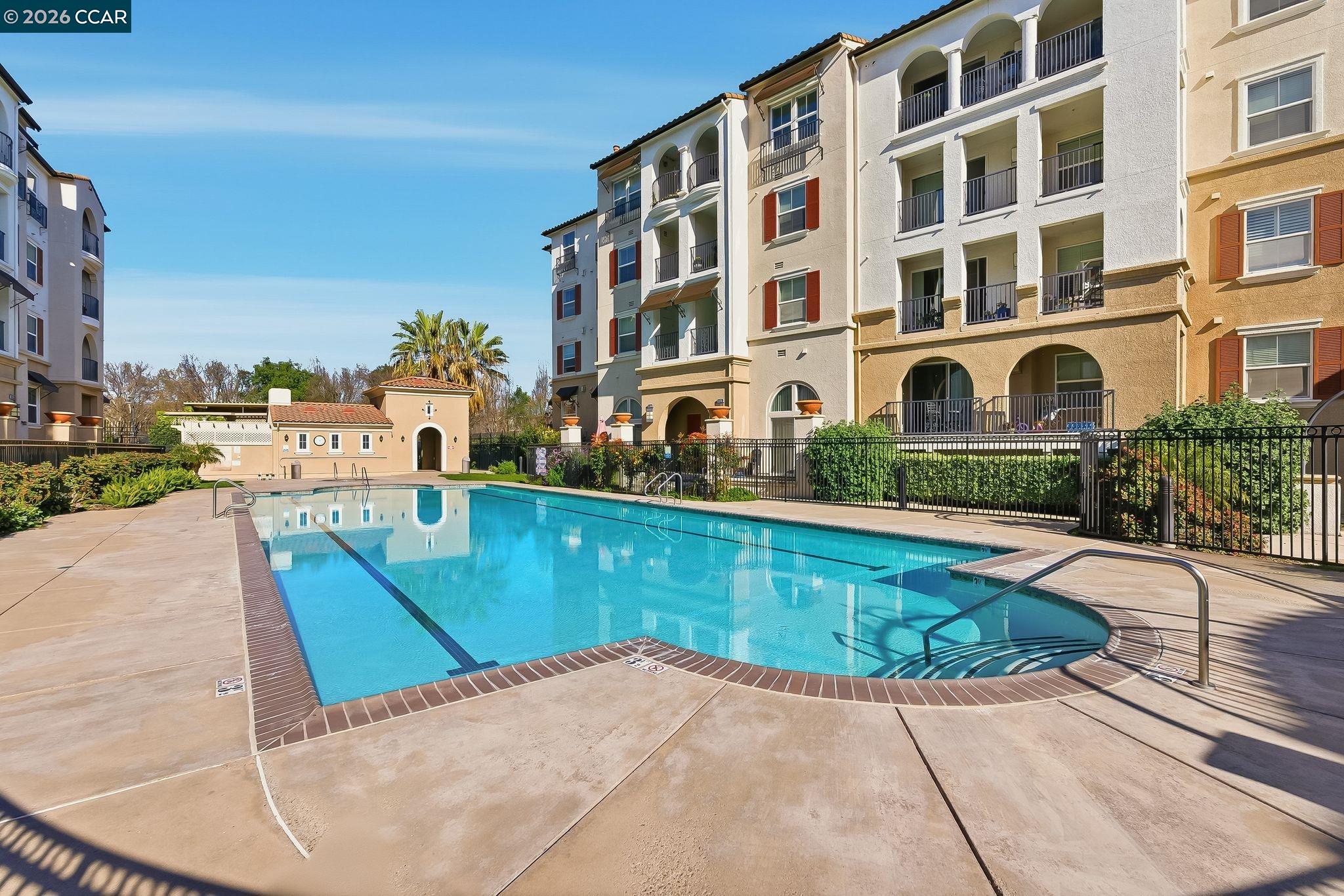 3360 Maguire Way # 201