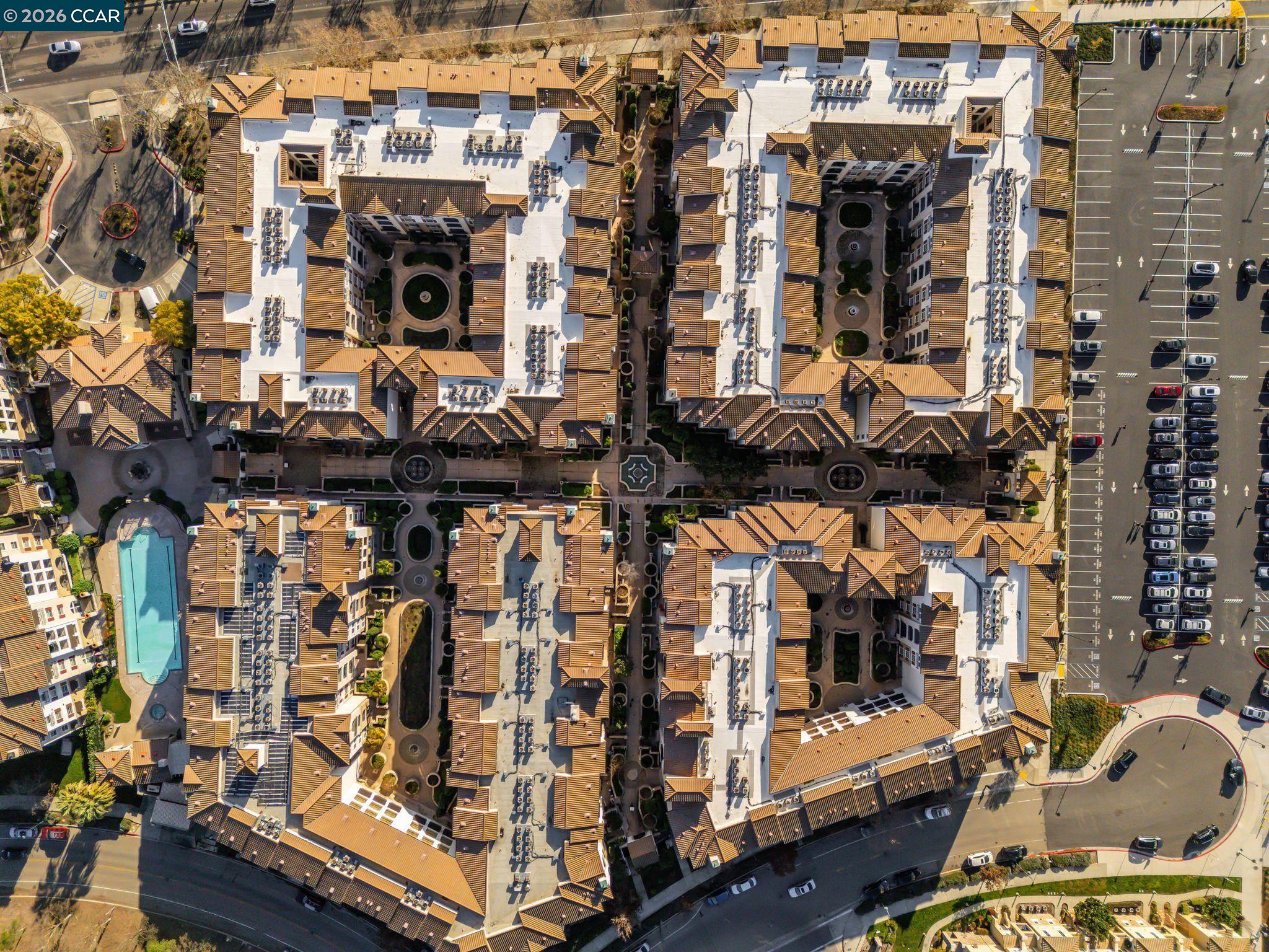 3360 Maguire Way # 201