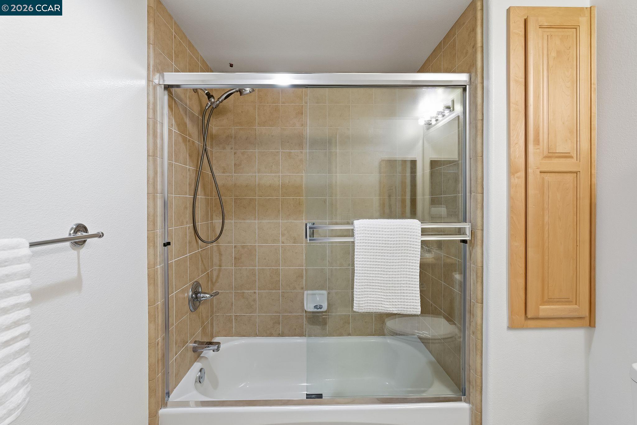 3360 Maguire Way # 201