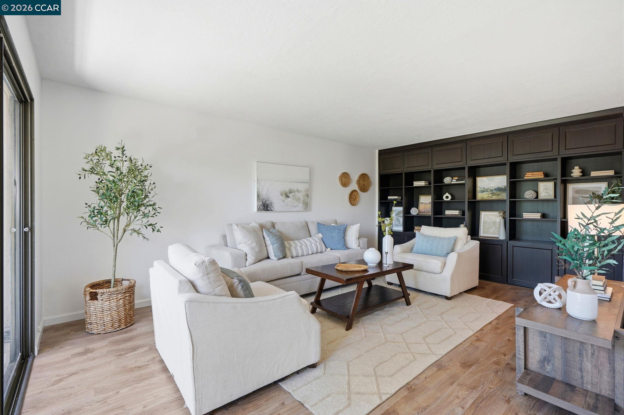 460 N Civic Dr # 310