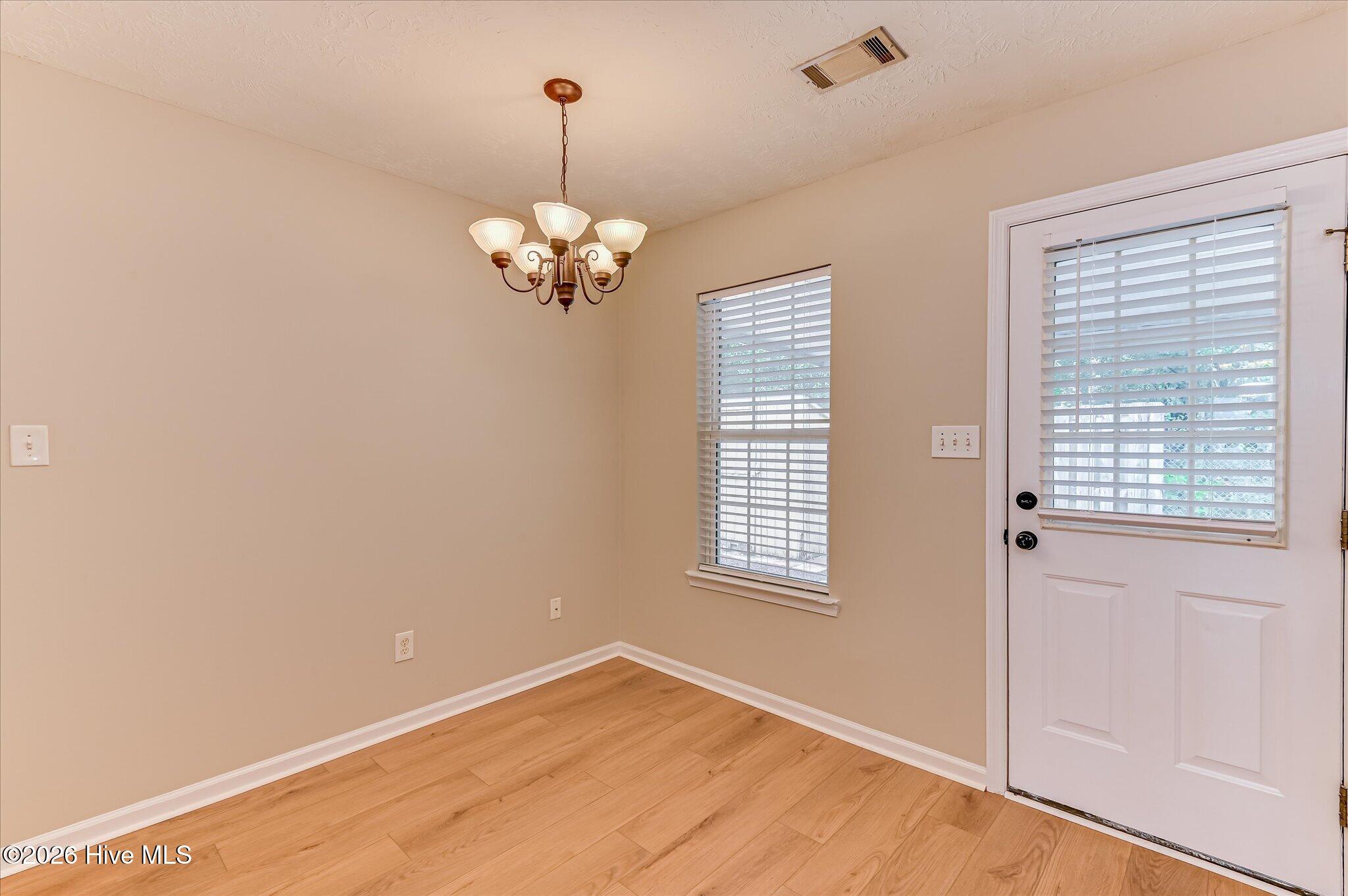 403 Laurel Place