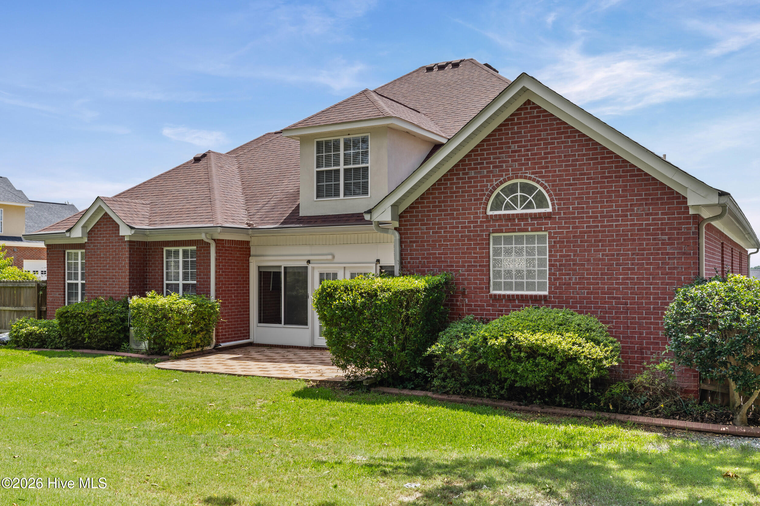 976 Windmill Parkway