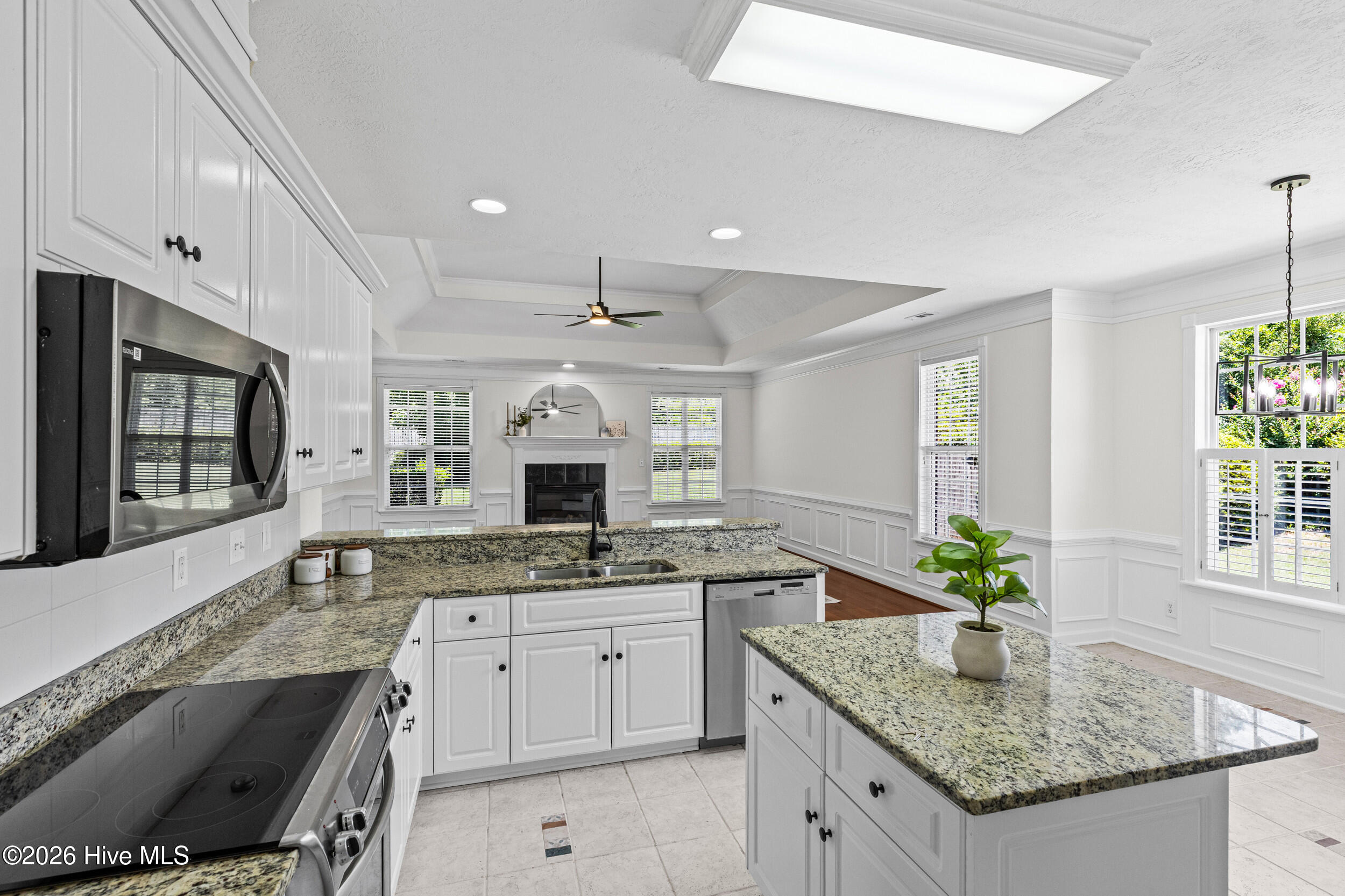 976 Windmill Parkway