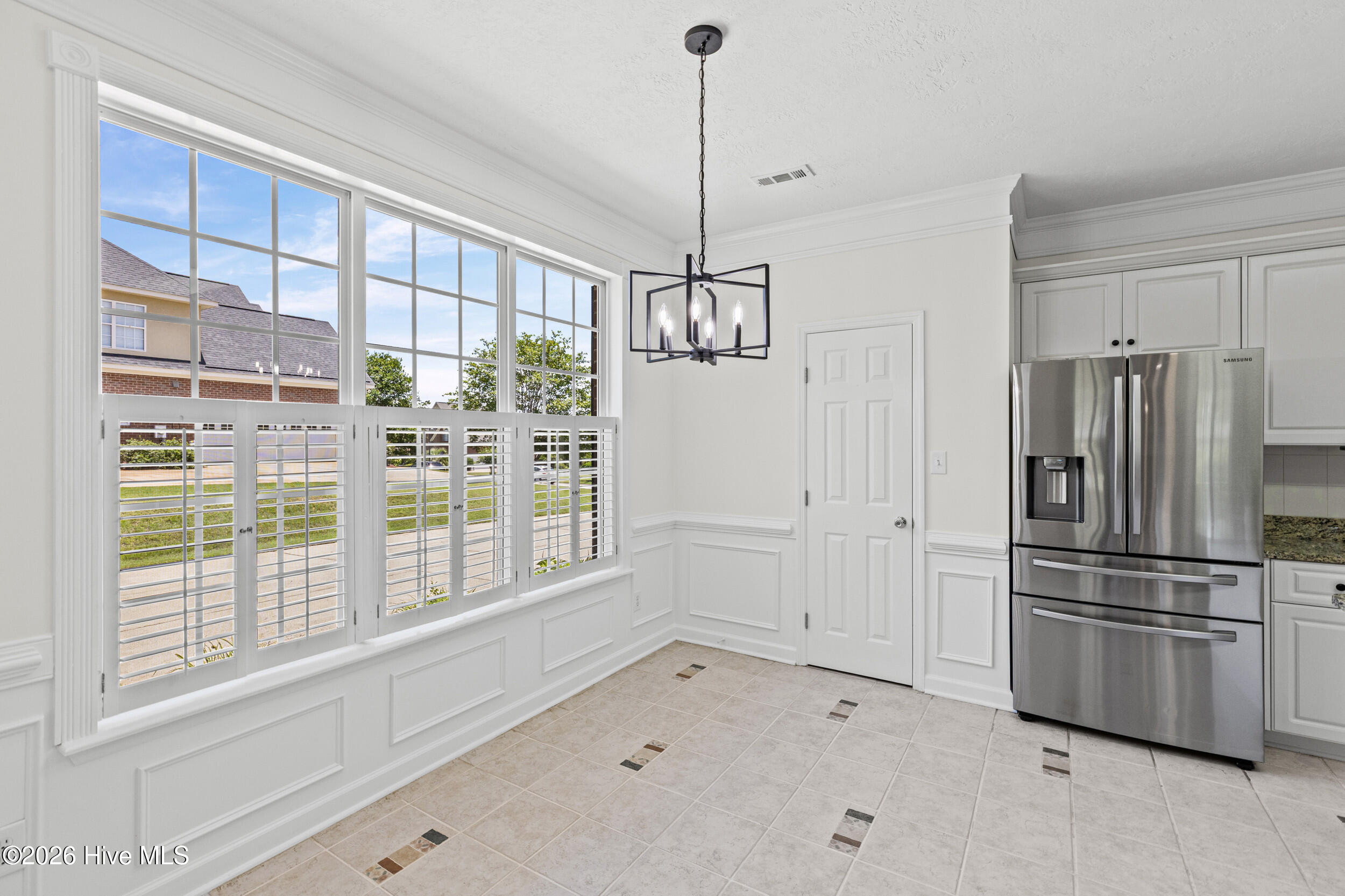 976 Windmill Parkway
