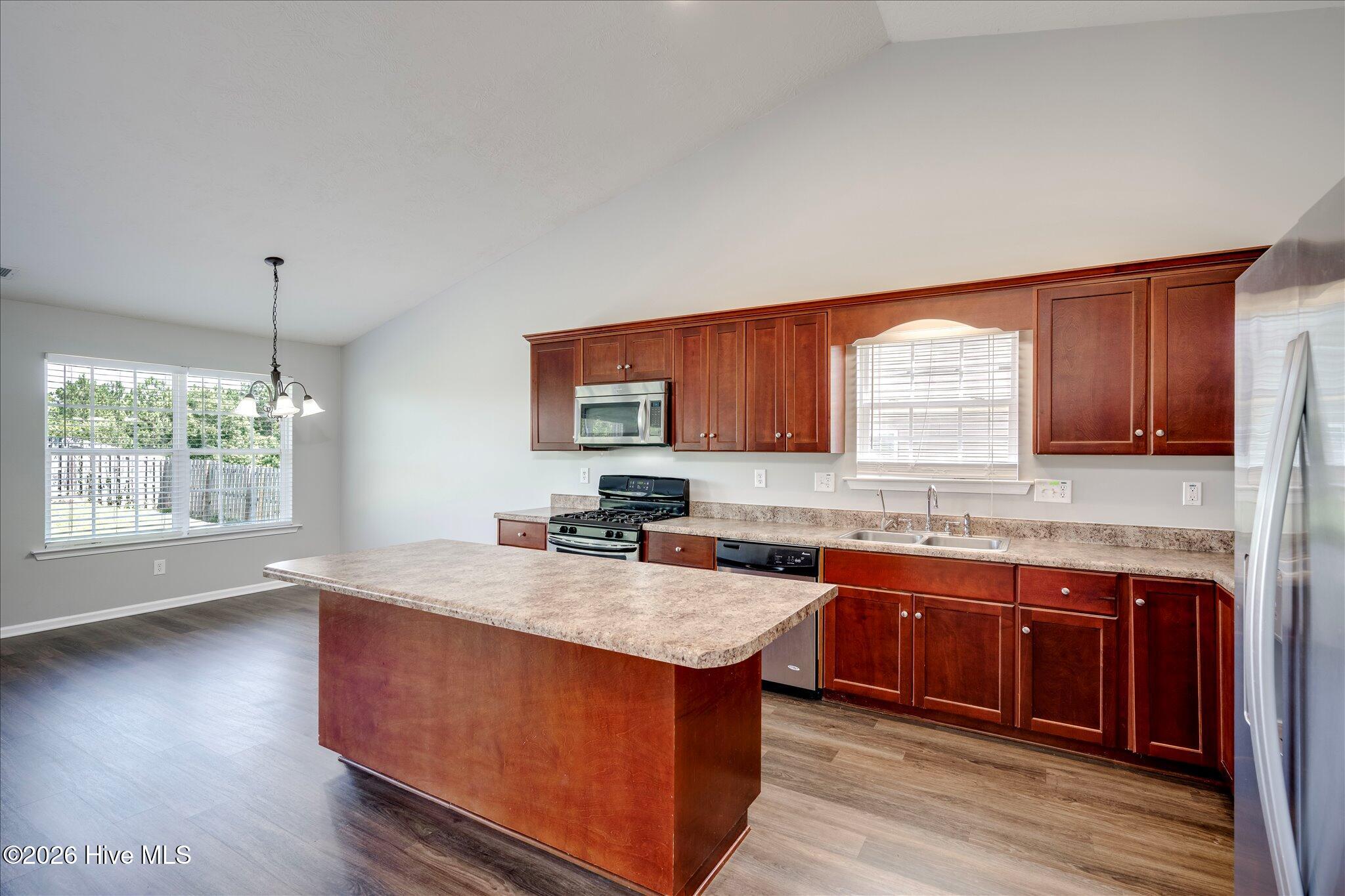 6005 Great Glen