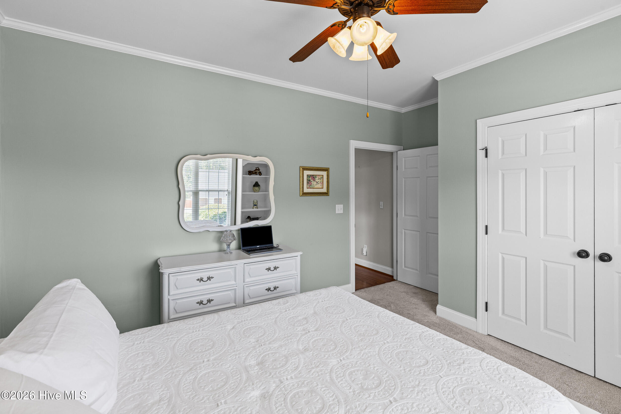 152 Kestwick Drive E
